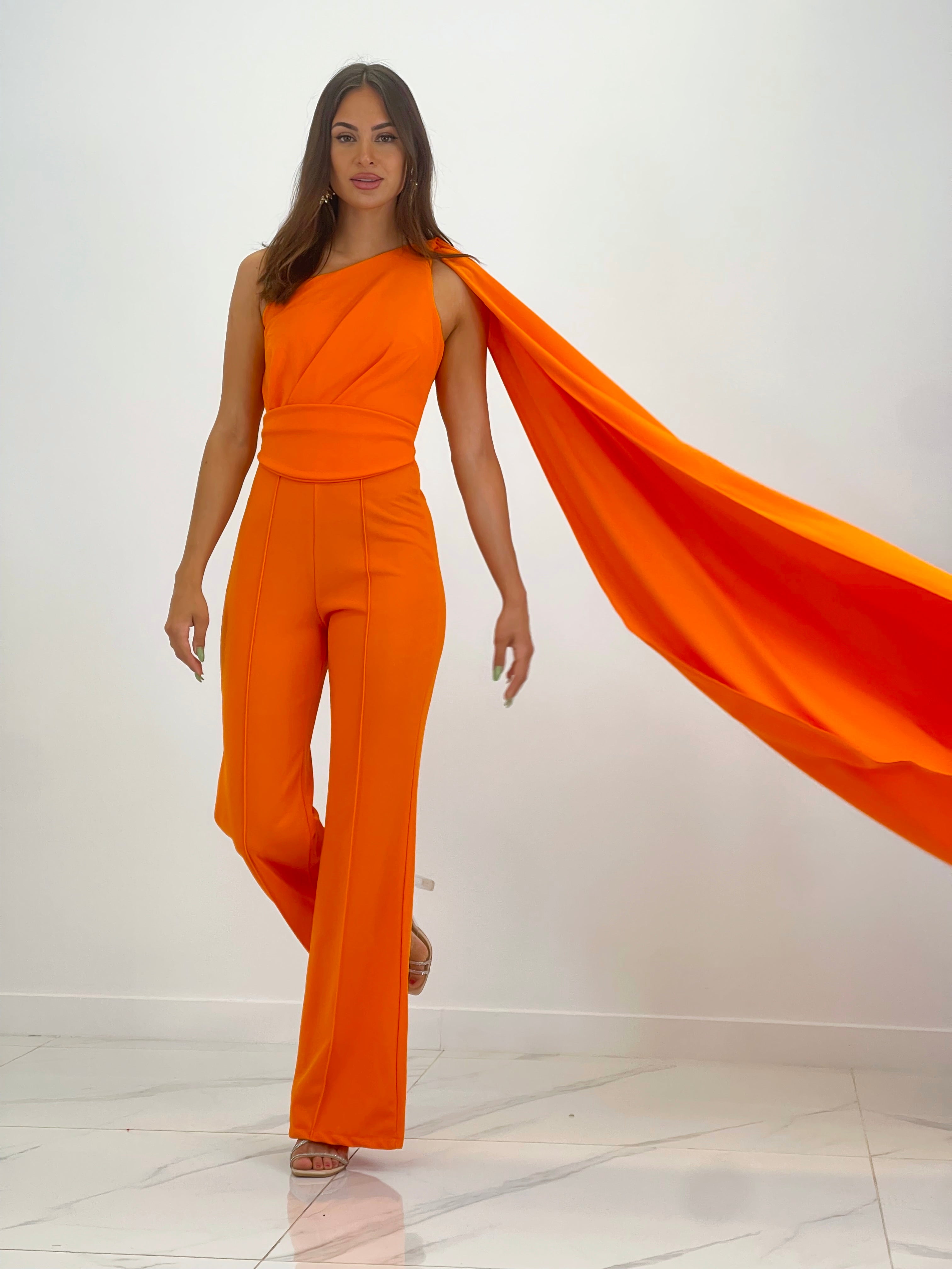 Las tendencias de moda para mujeres en mayo: ¡Luciendo con estilo la primavera!