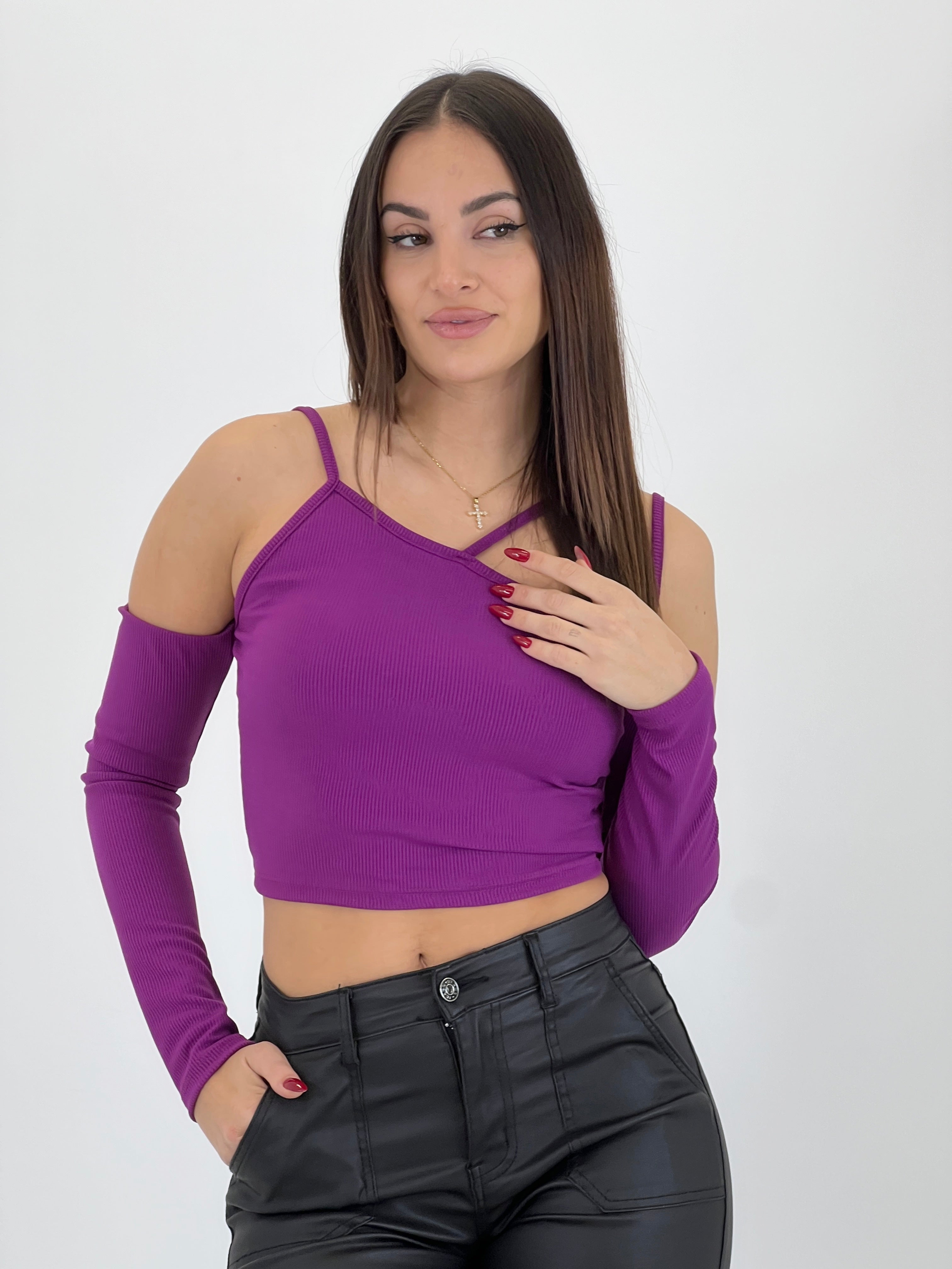 Asymmetrical ribbed crop top