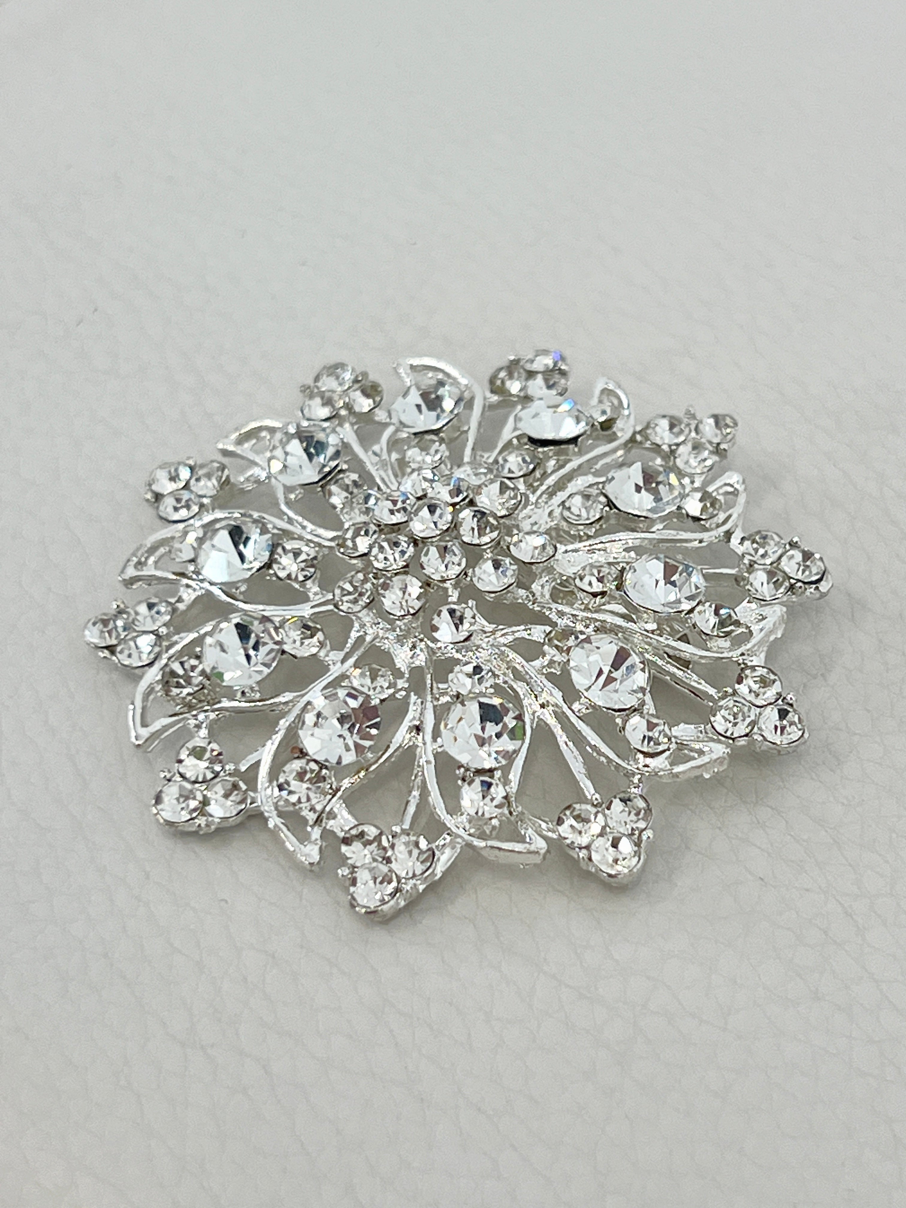 Broche floral con pedrería - Zebra&Maduixa®