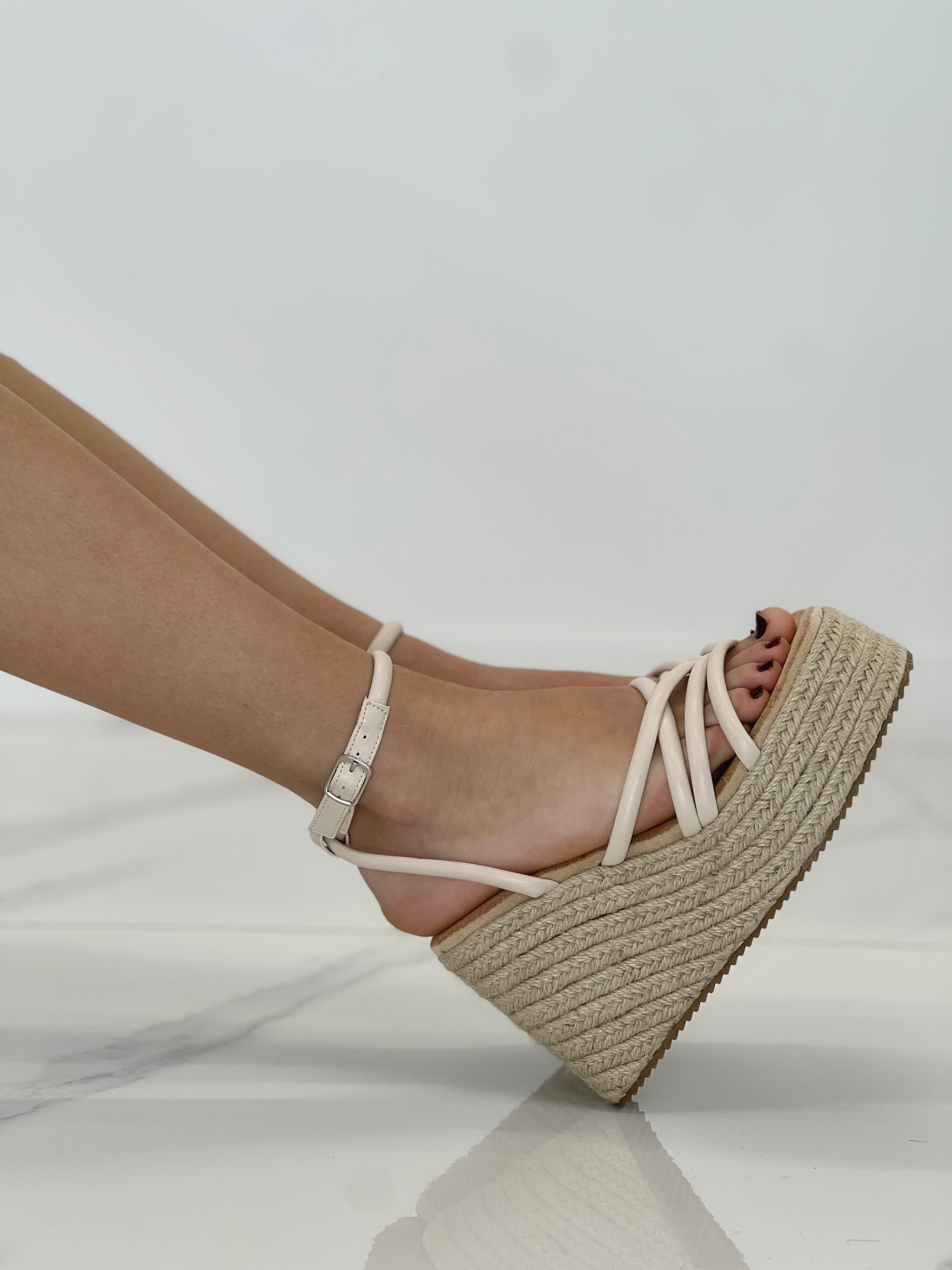 Sandalia plataforma Camila