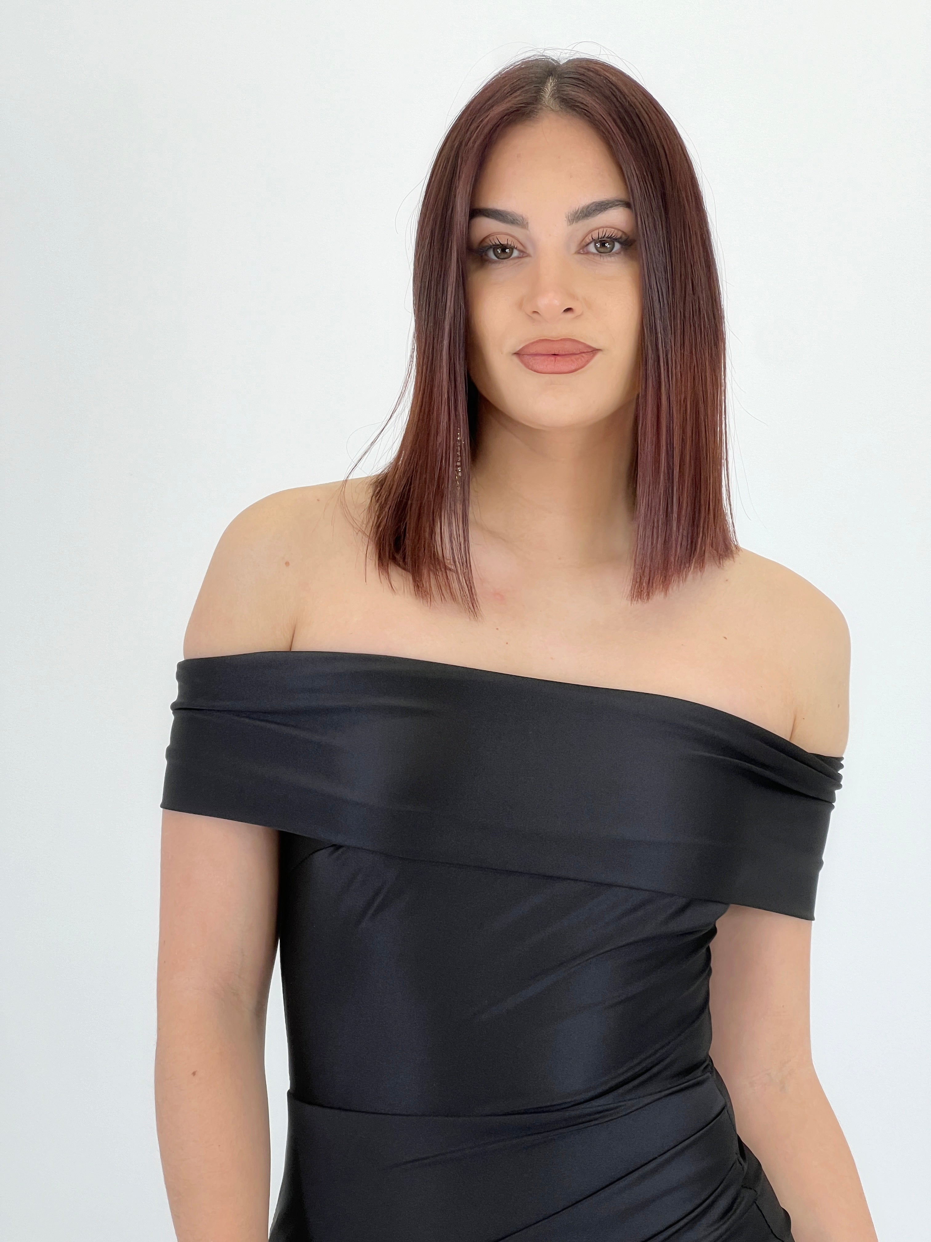 Vestido cuello barco raso Cindy