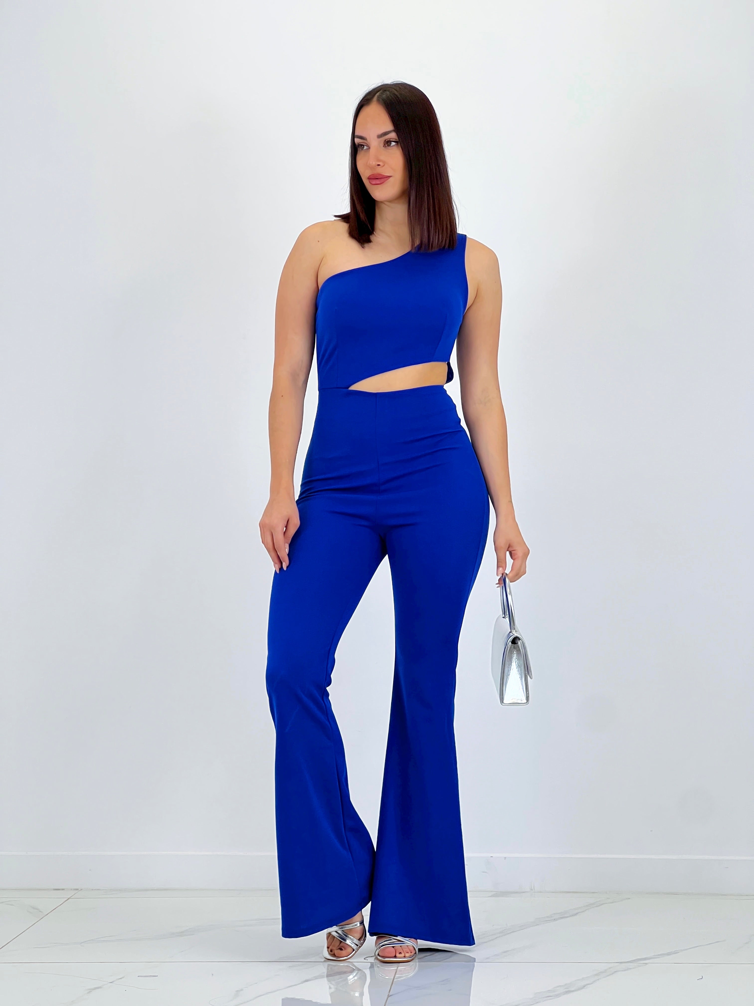 Mono asimètric amb tall