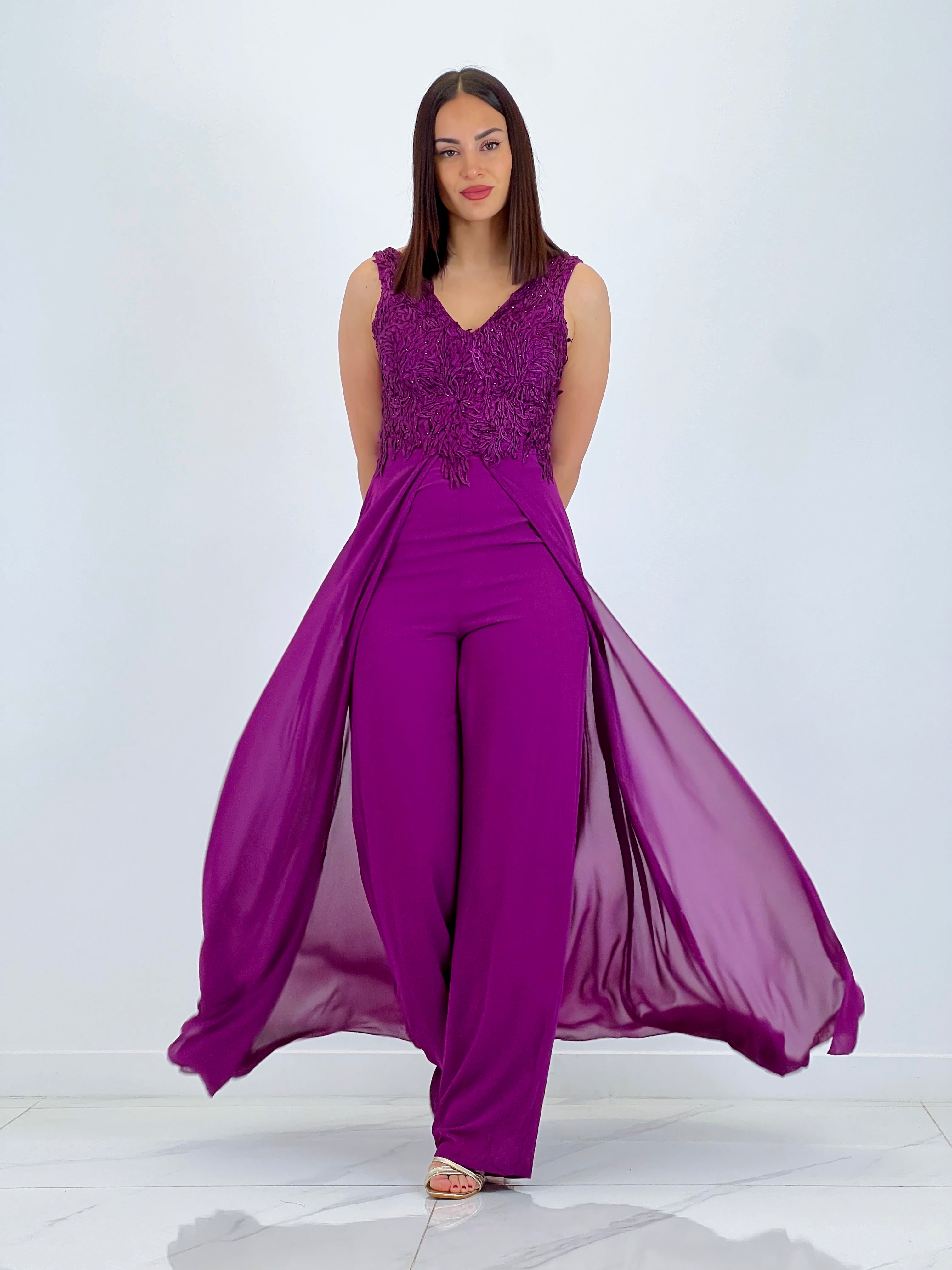 Mono con capa pedrería Inés