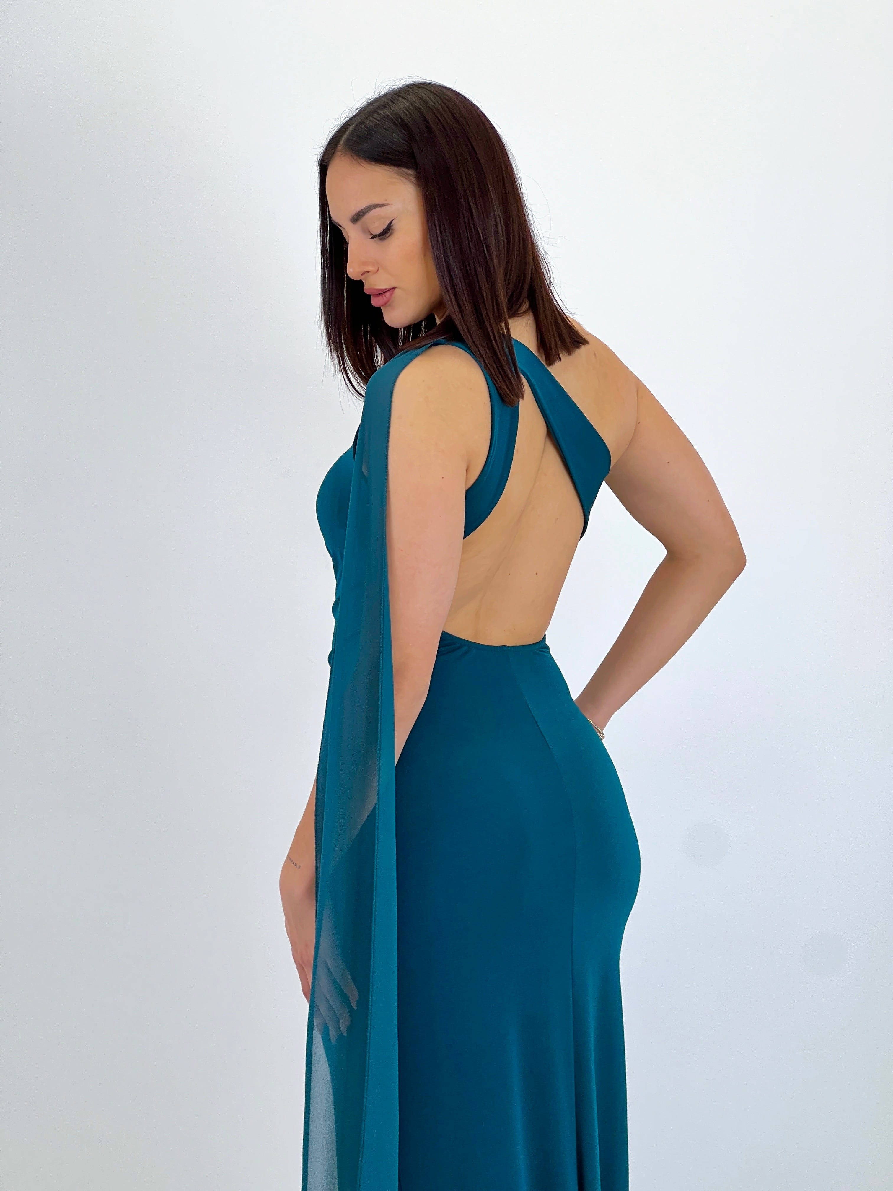 Asymmetrical dress with Yone shawl