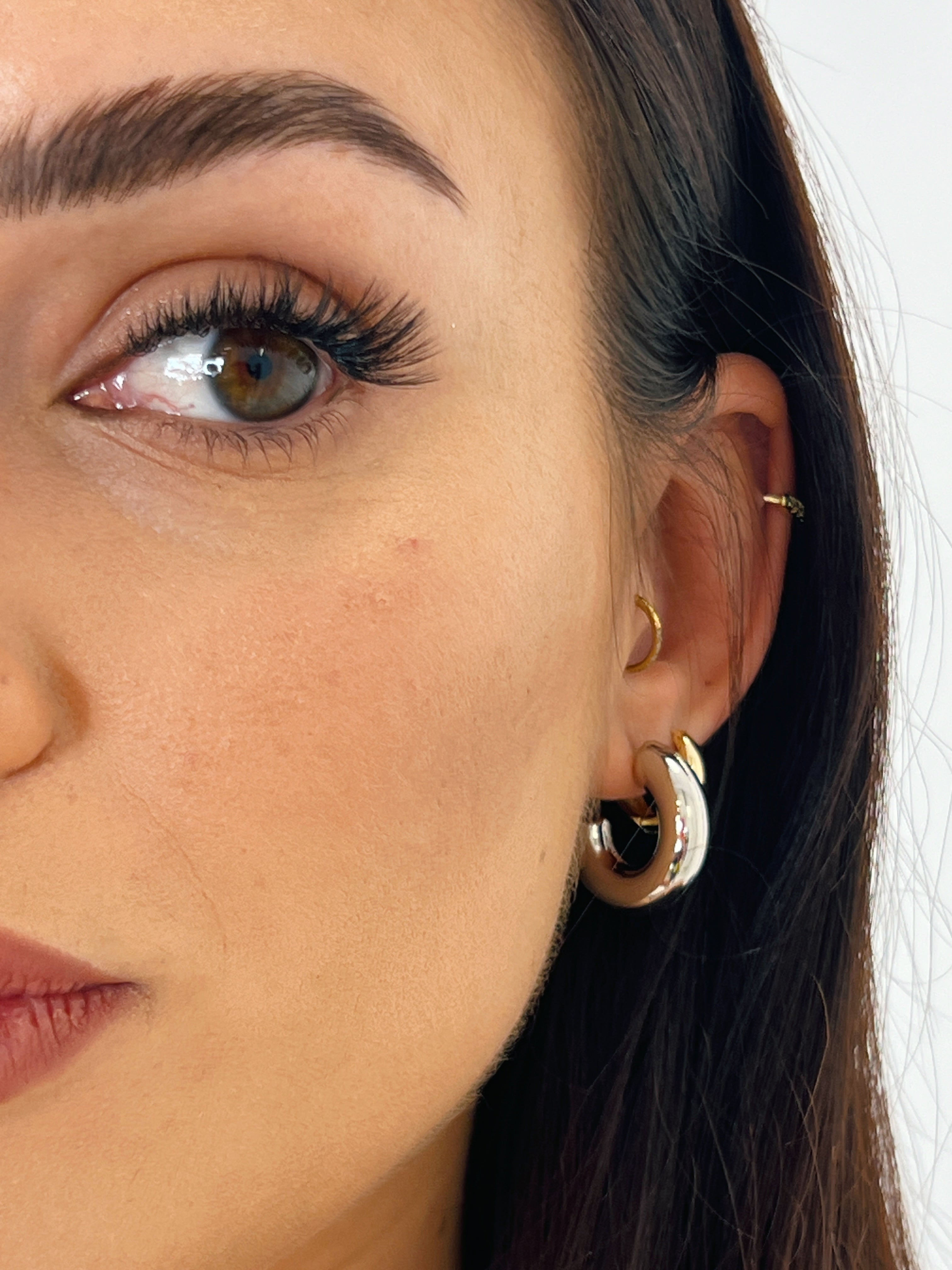 Medium thick hoop earrings