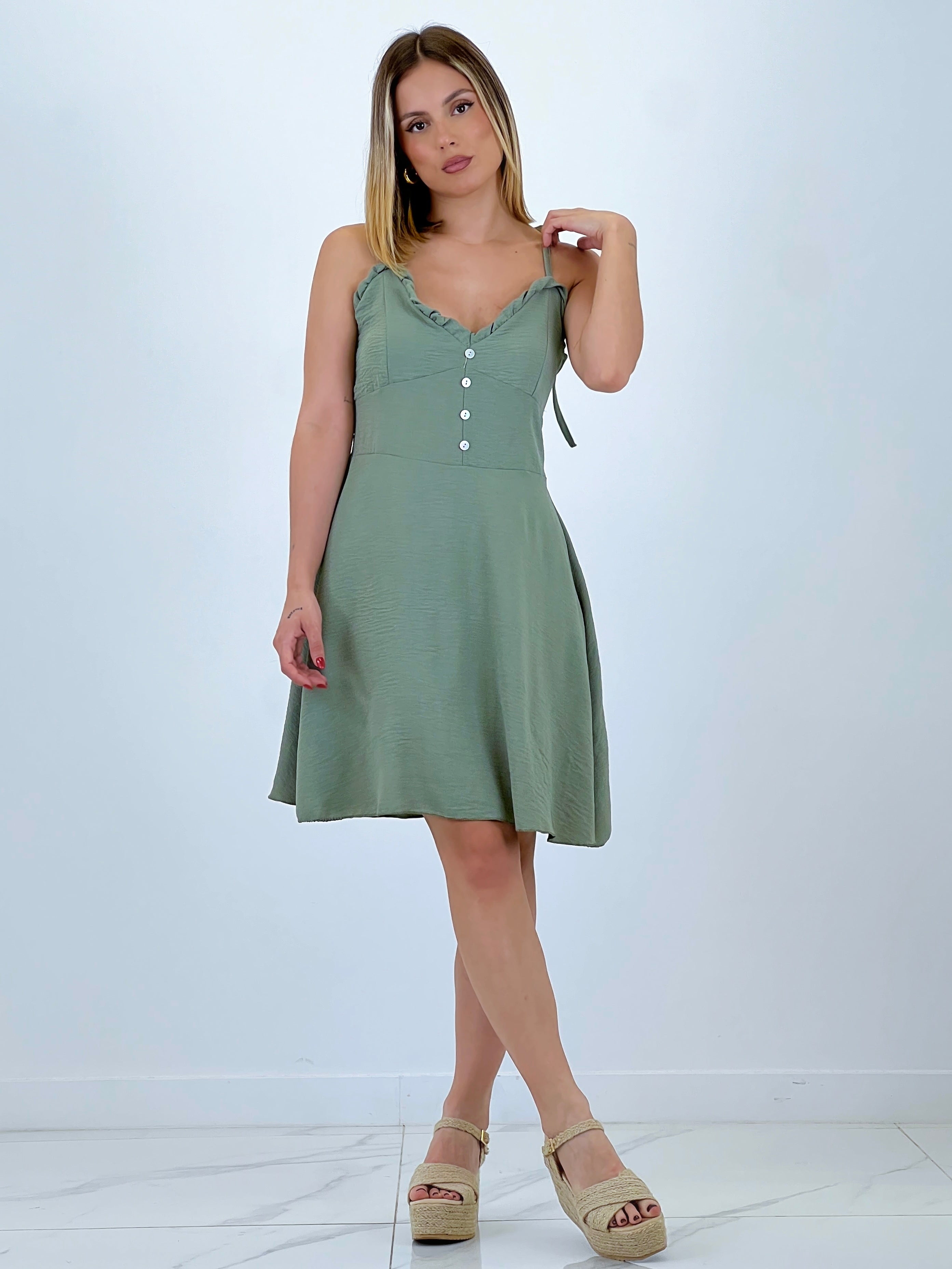 Short dress with adjustable straps