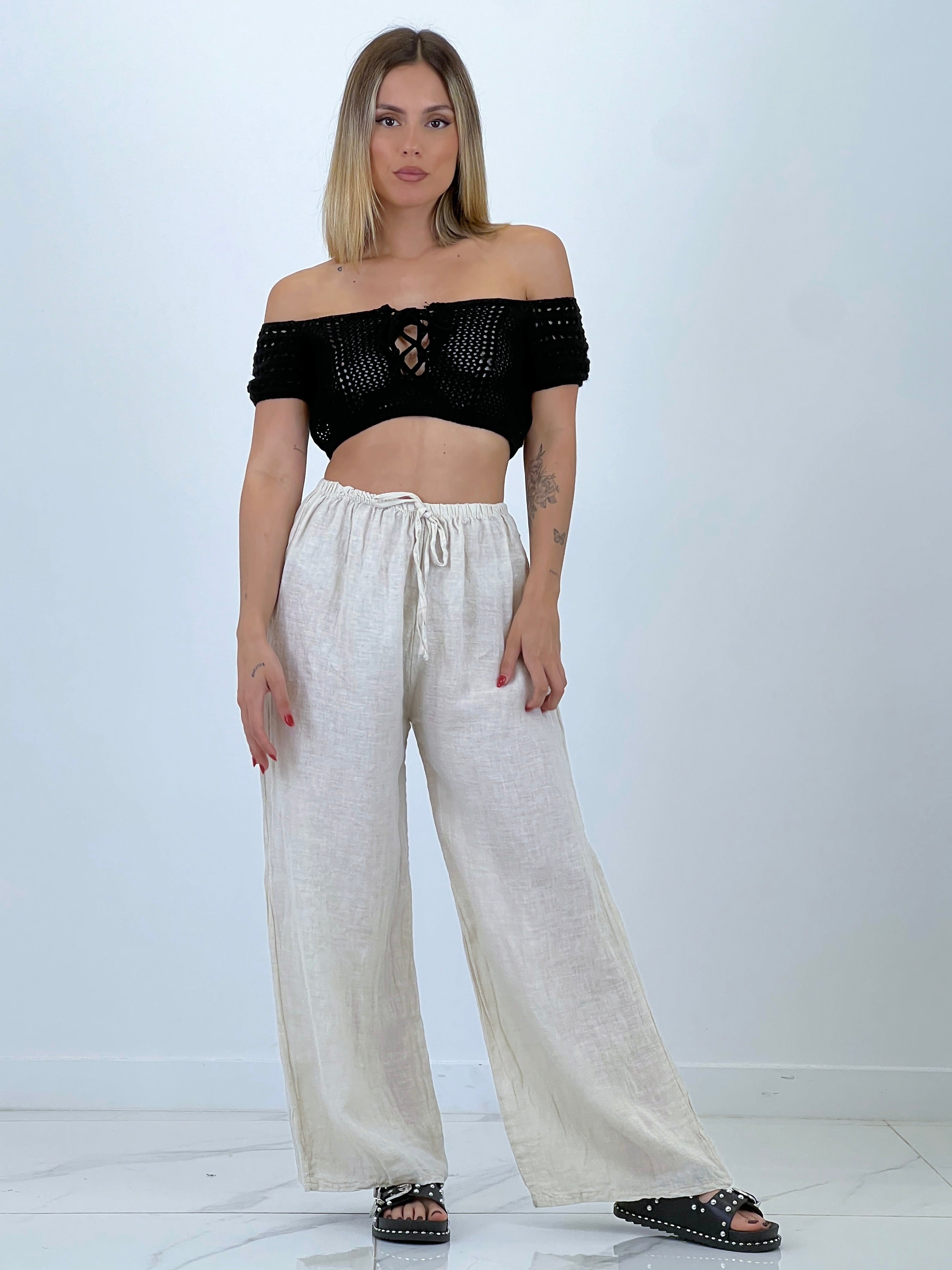 Sandalia hebilla tachuelas