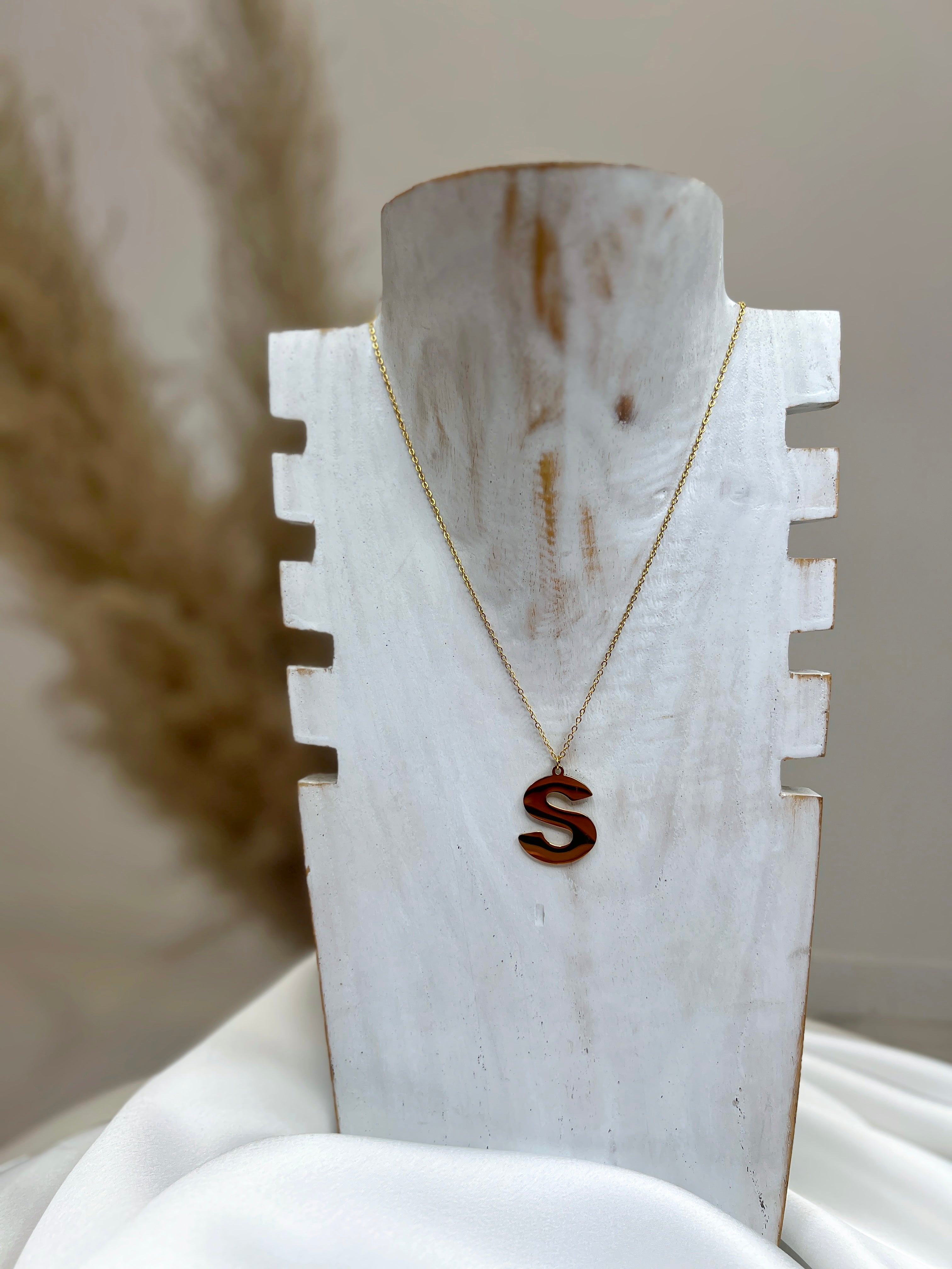 Collar letra grande acero - Zebra&Maduixa®