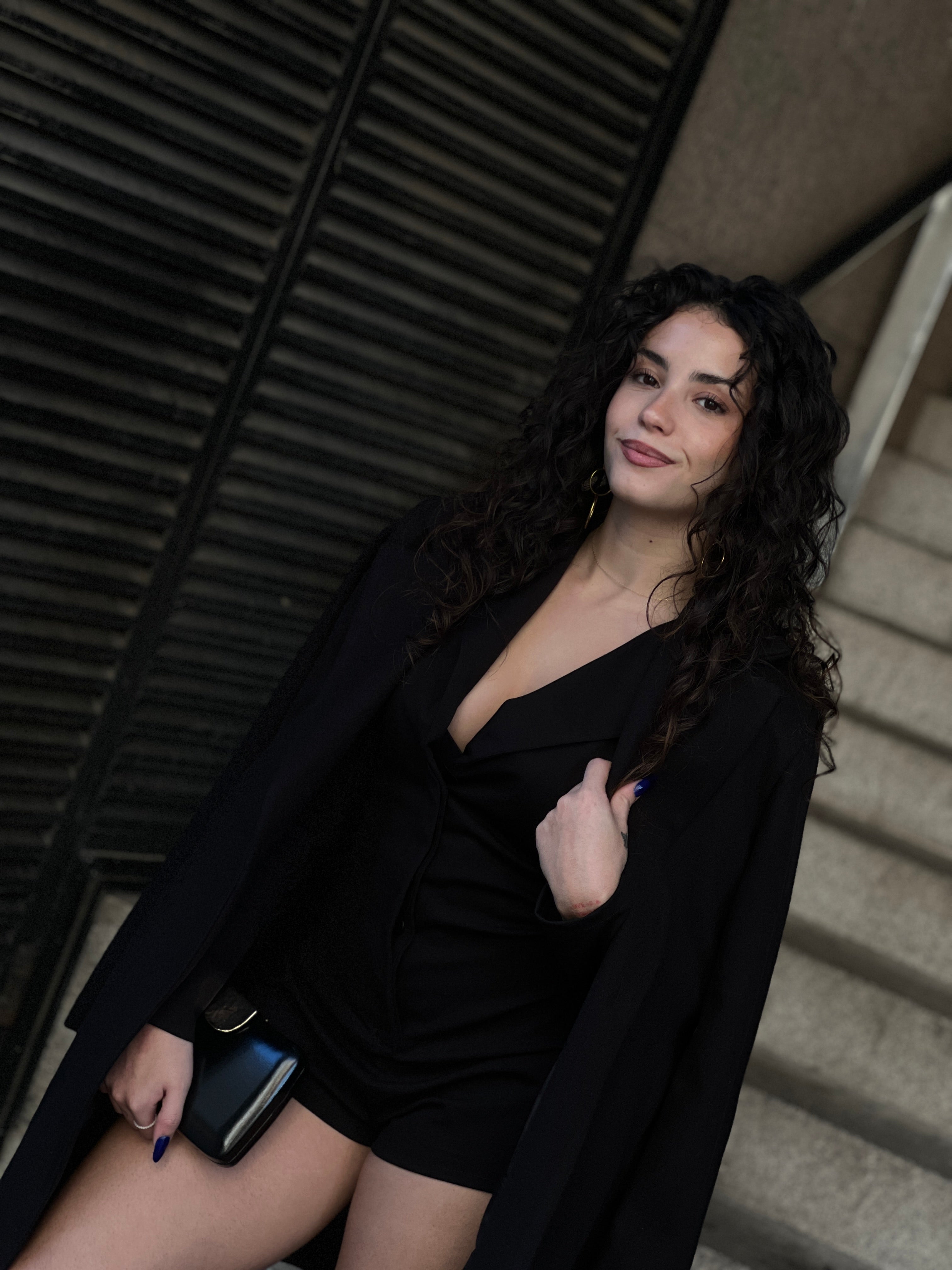 Mono short corte americana