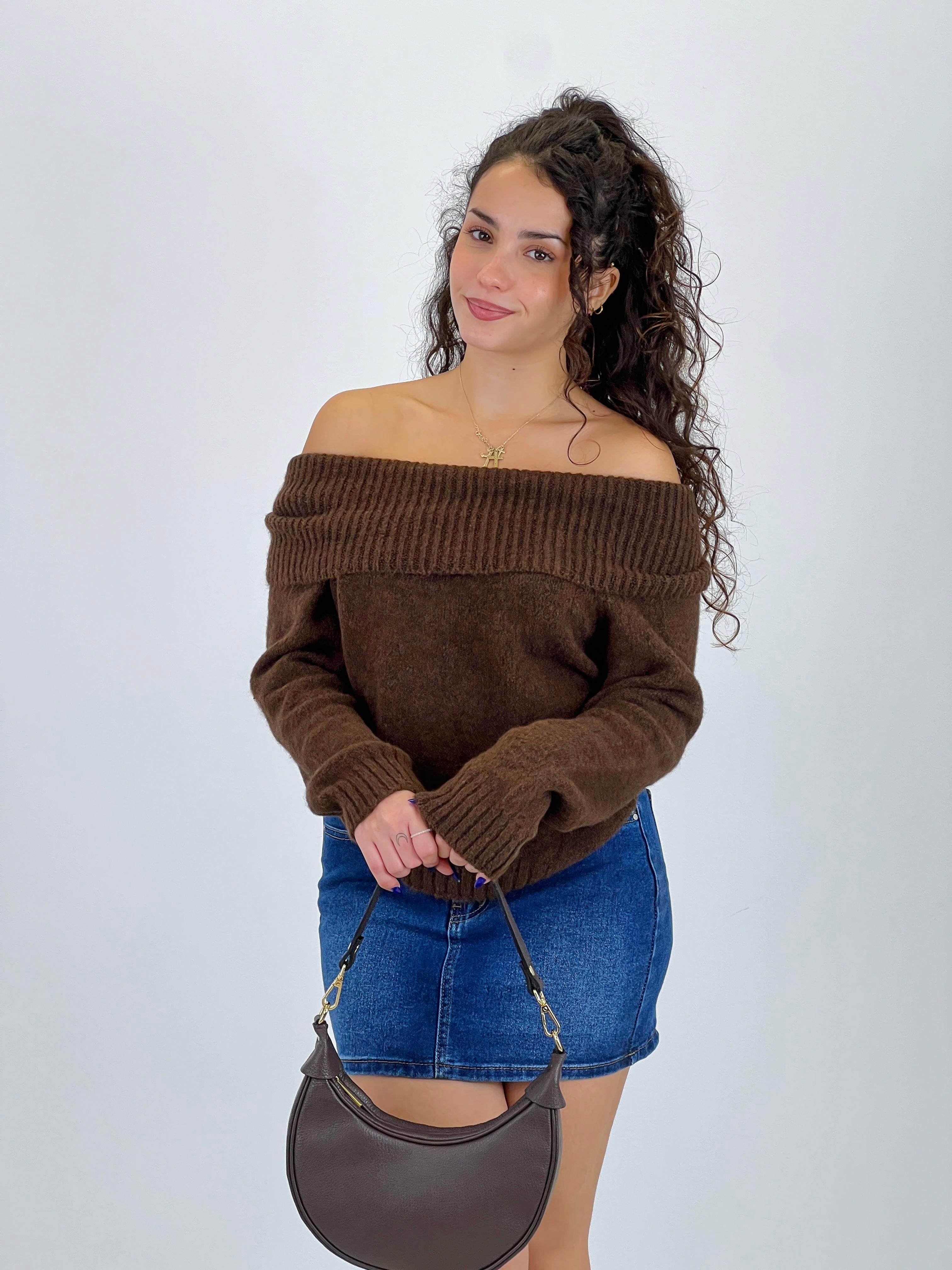 Thick boat neck sweater