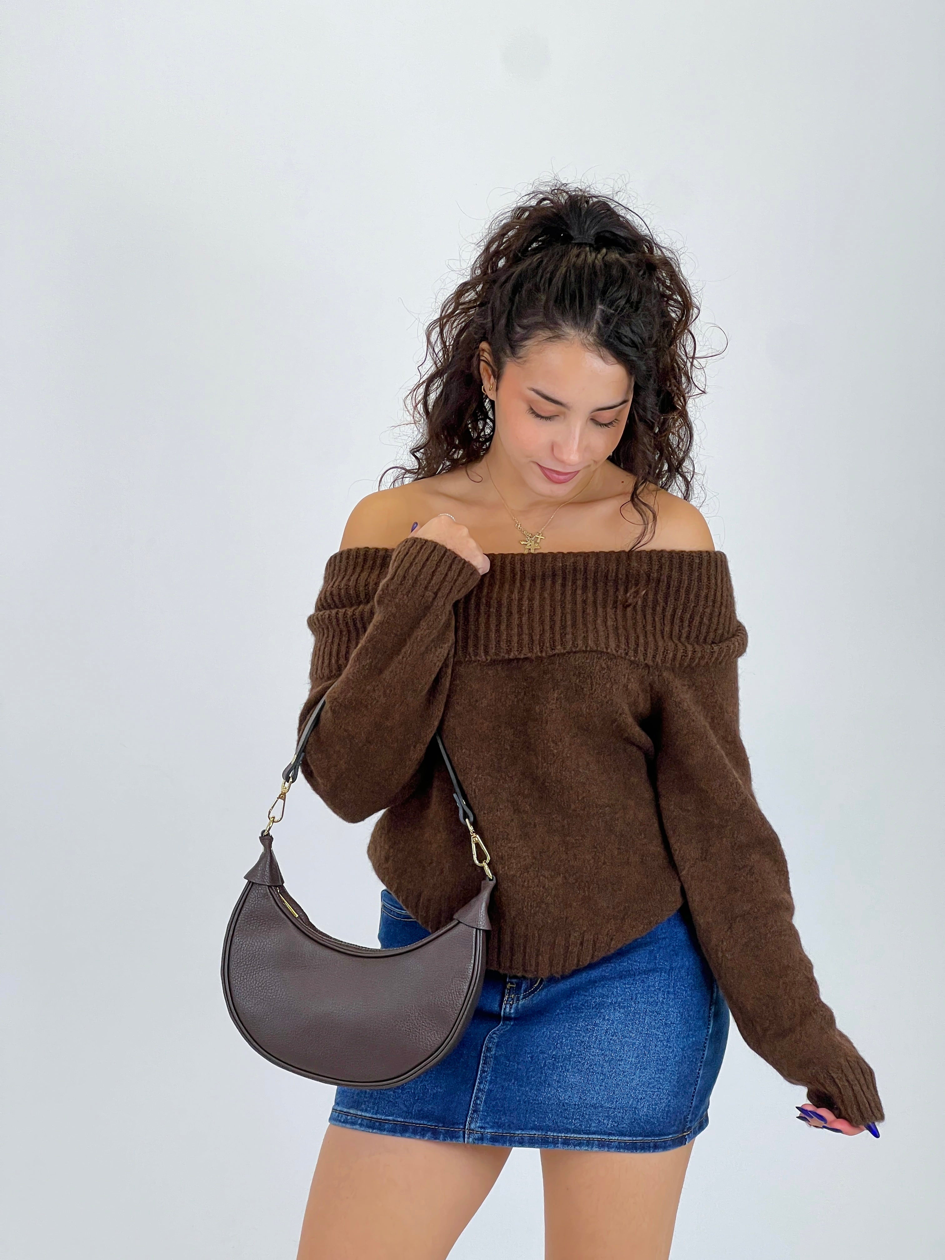 Thick boat neck sweater