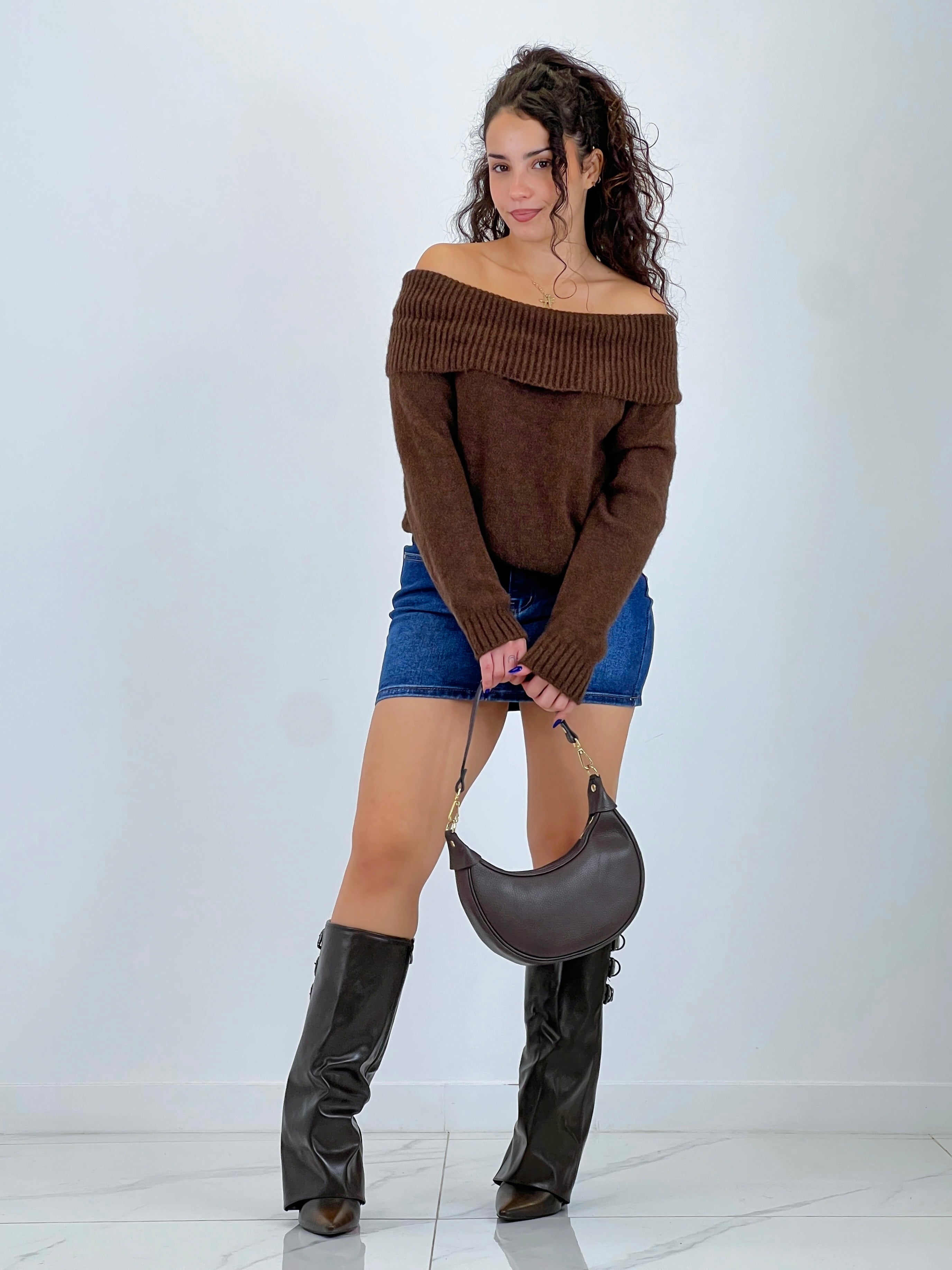 Thick boat neck sweater