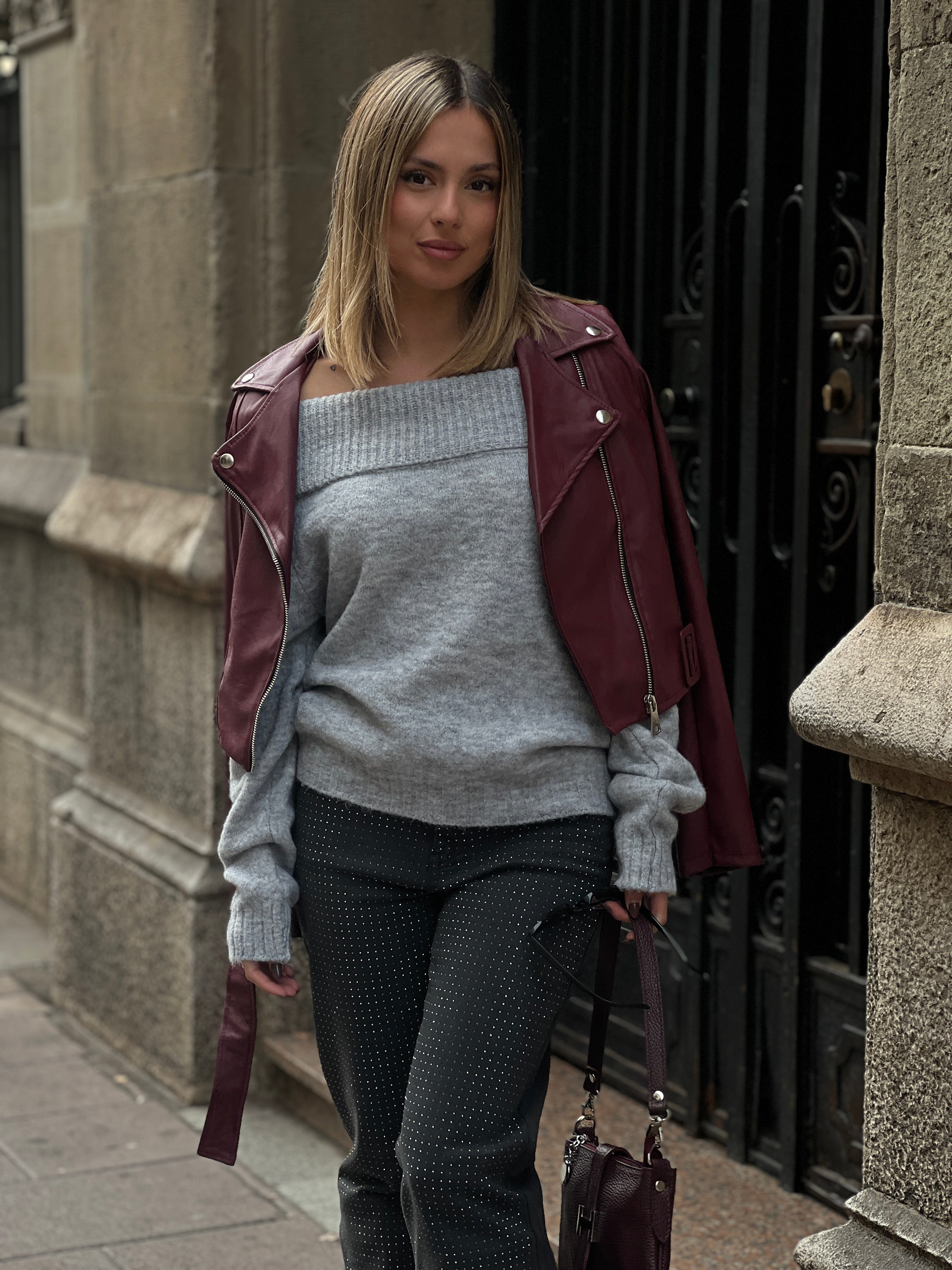 Thick boat neck sweater