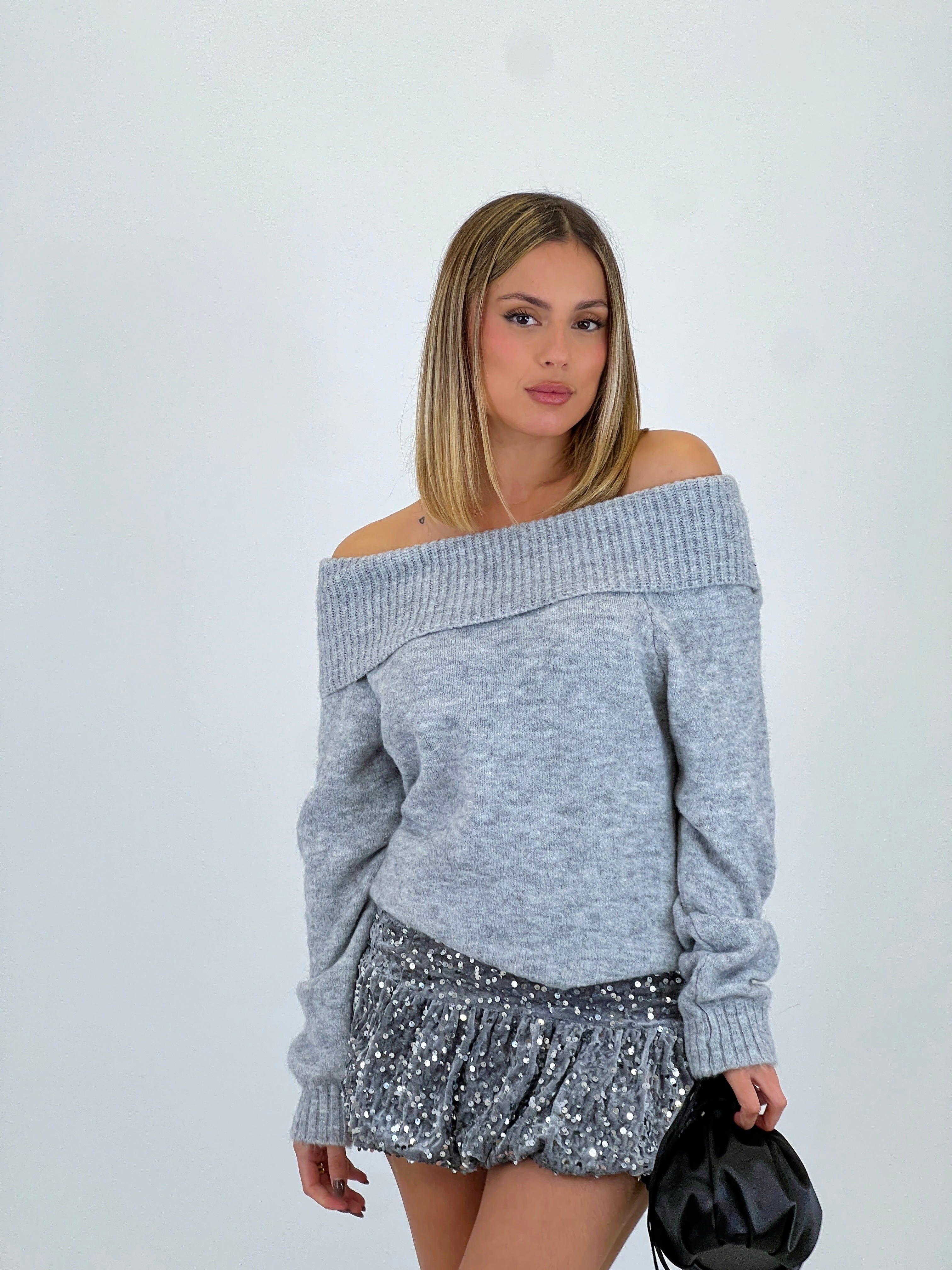 Thick boat neck sweater