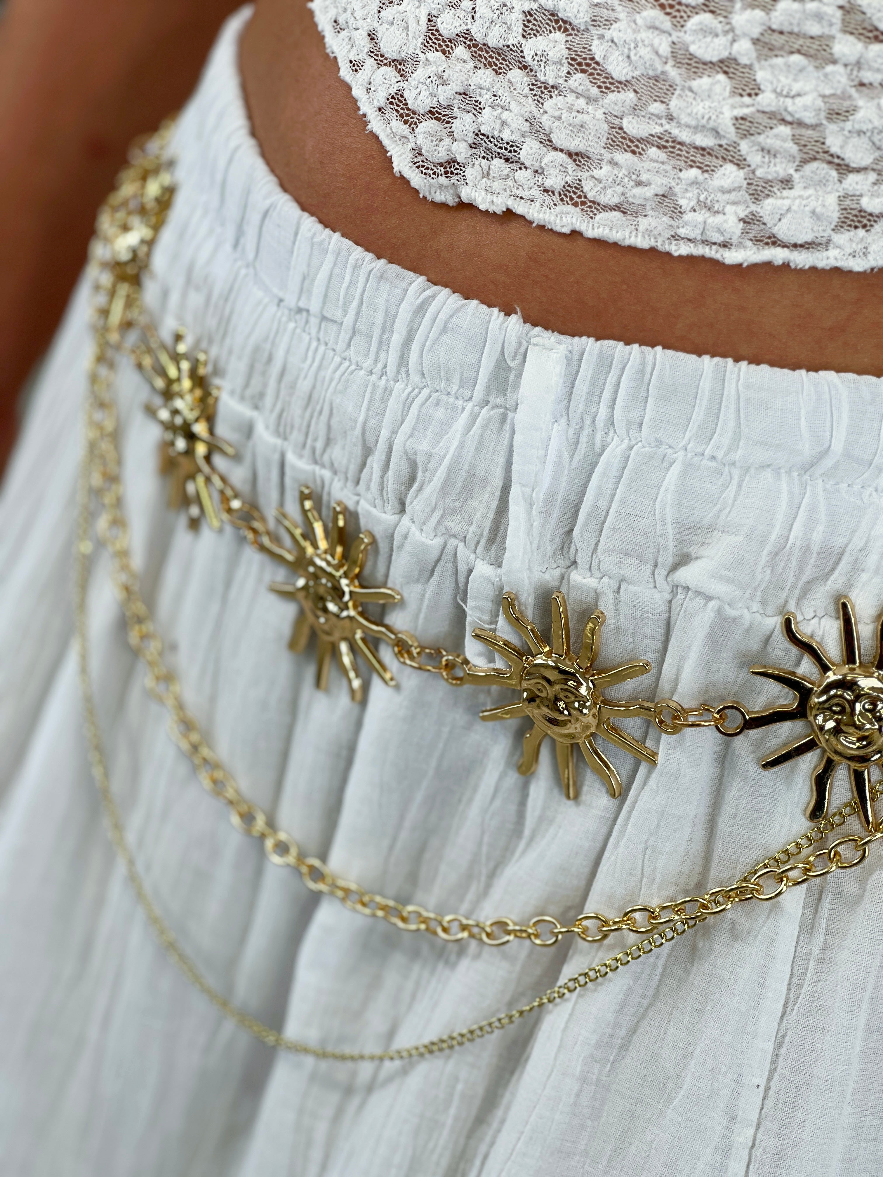 Cinturón metálico sol