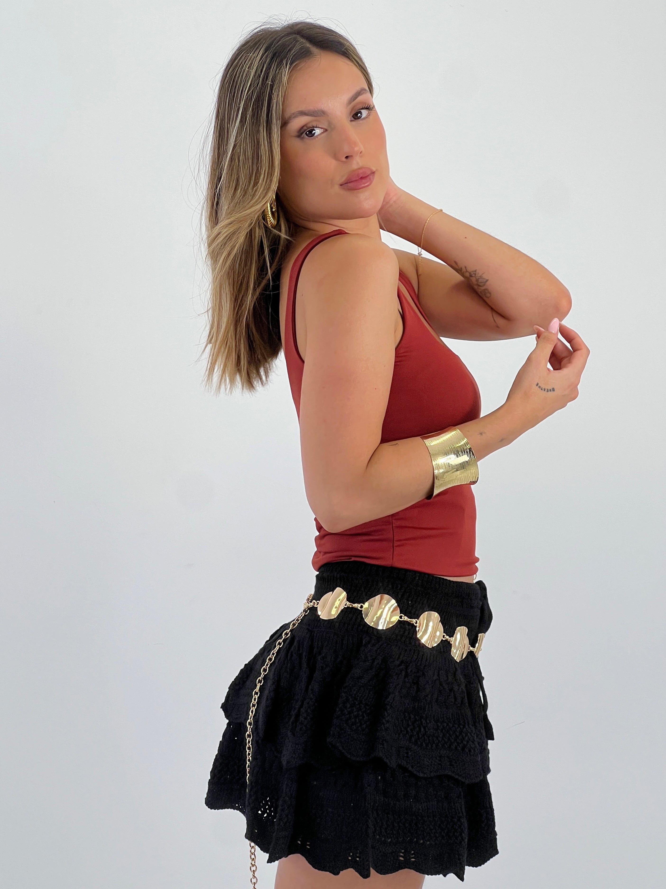 Cinturón metálico círculos