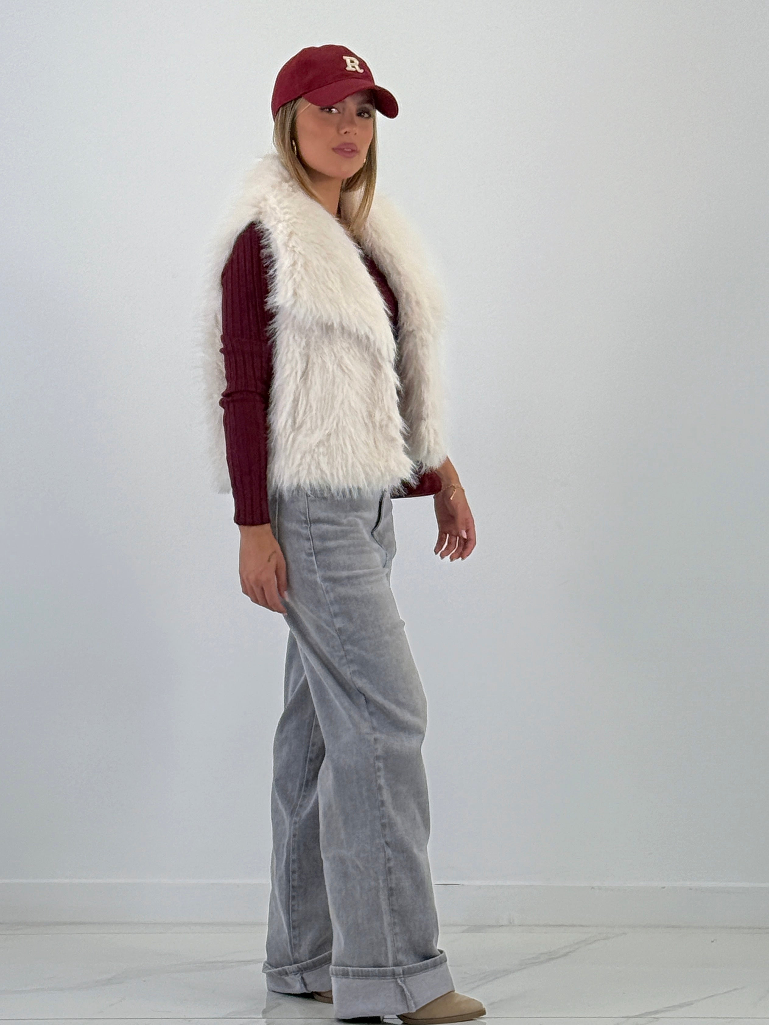 Chaleco efecto pelo cropped solapas