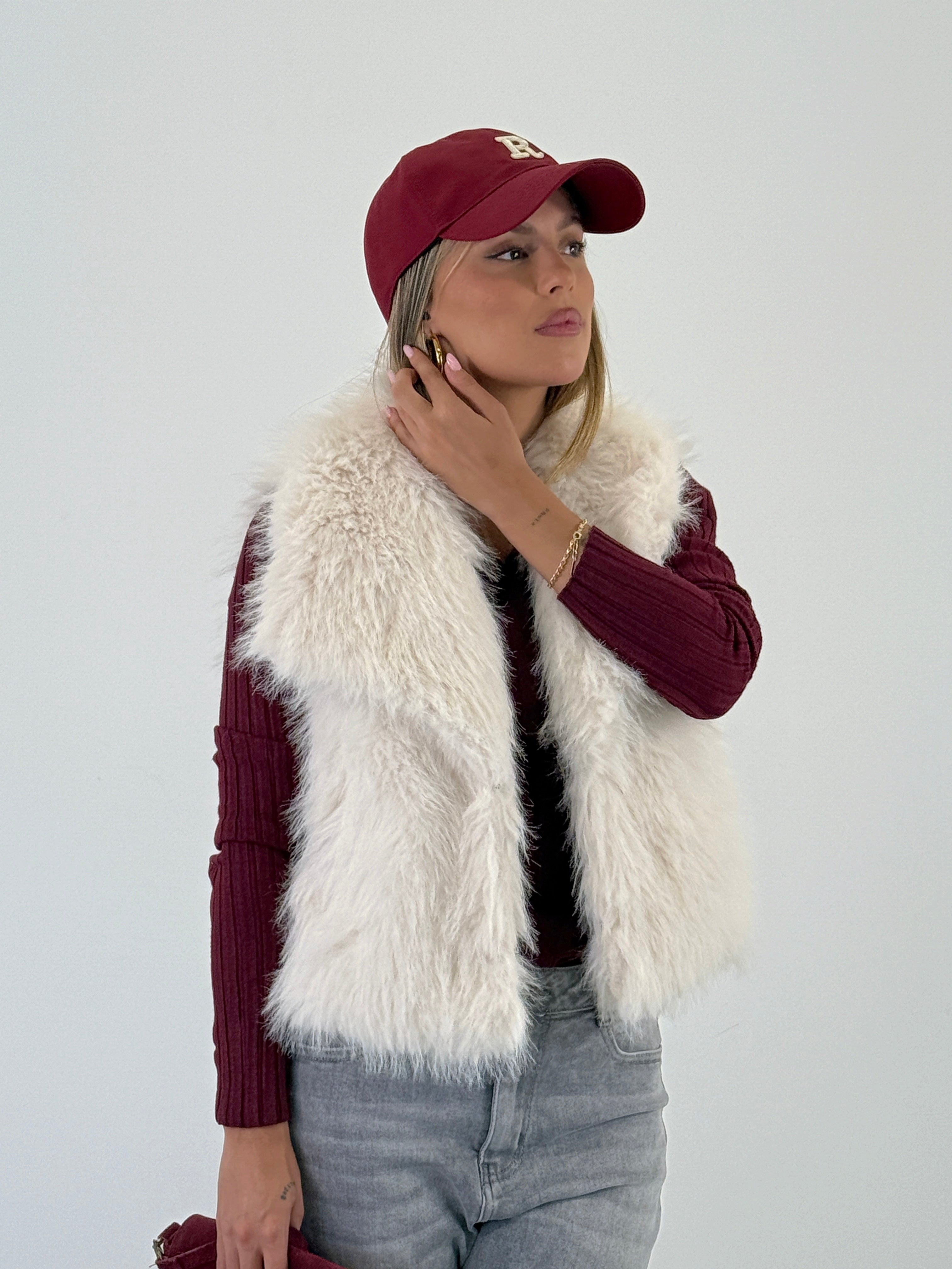 Chaleco efecto pelo cropped solapas