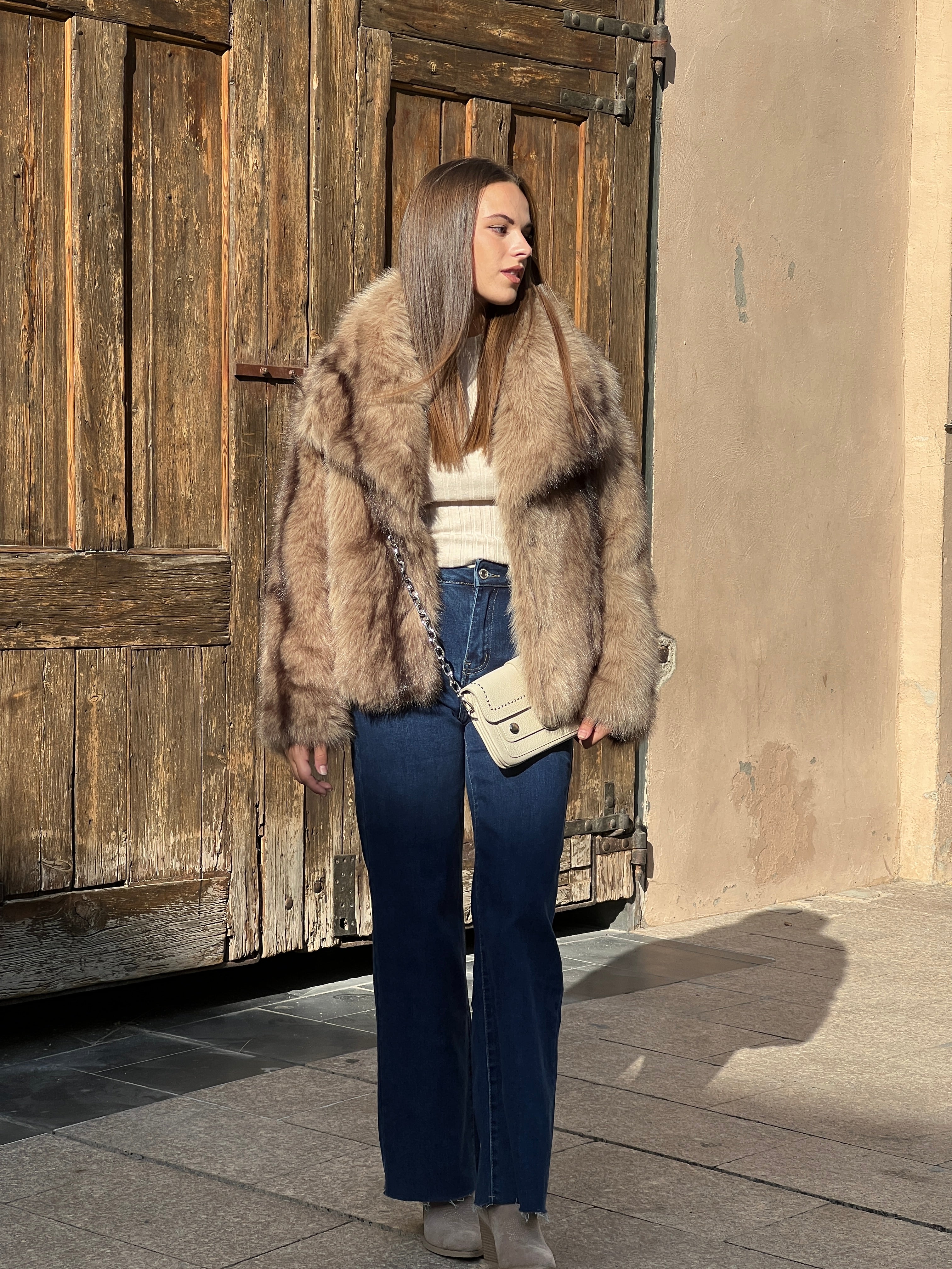 Chaqueta pelo cuello solapa