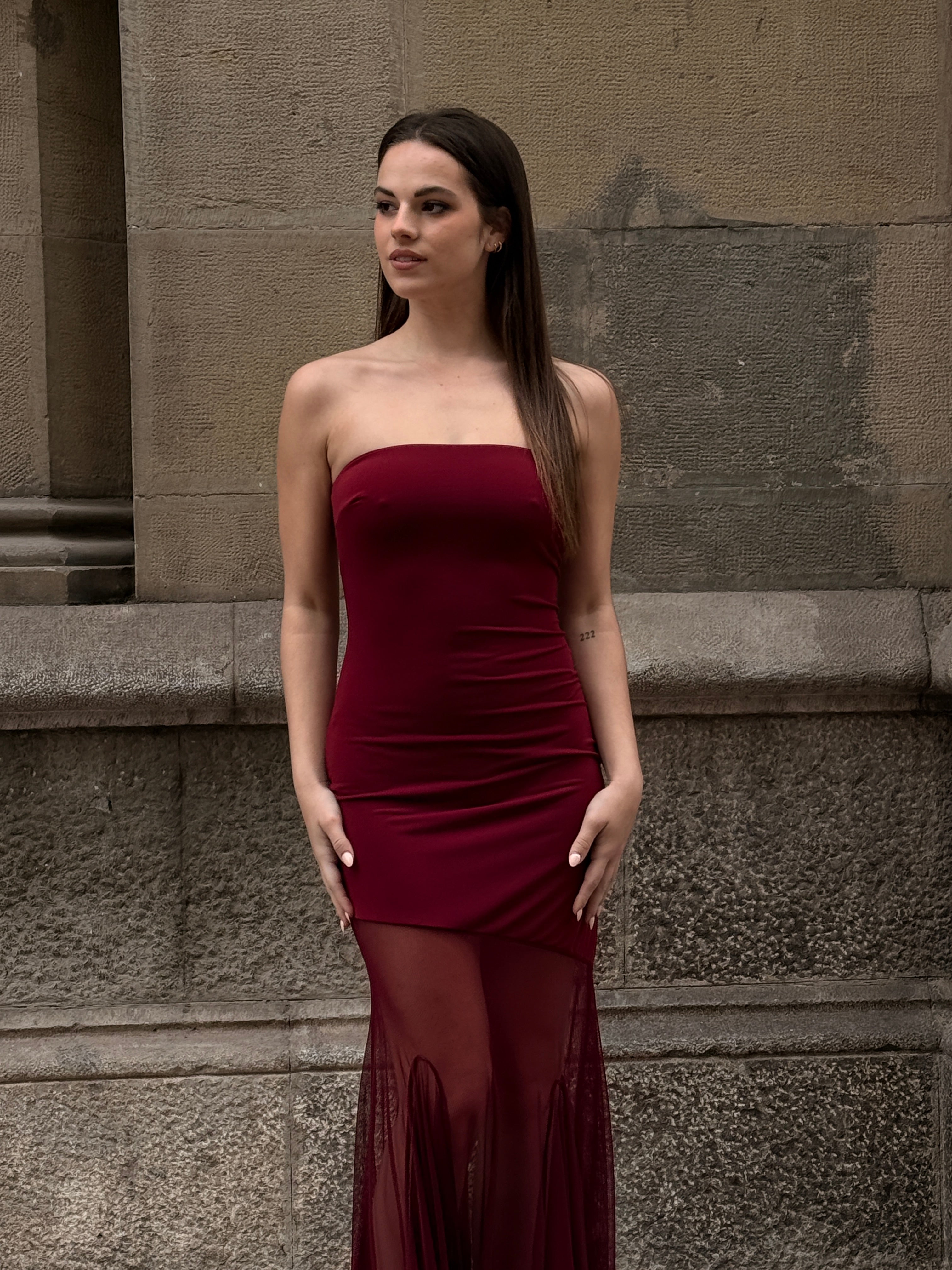 Vestido palabra de honor Nebula