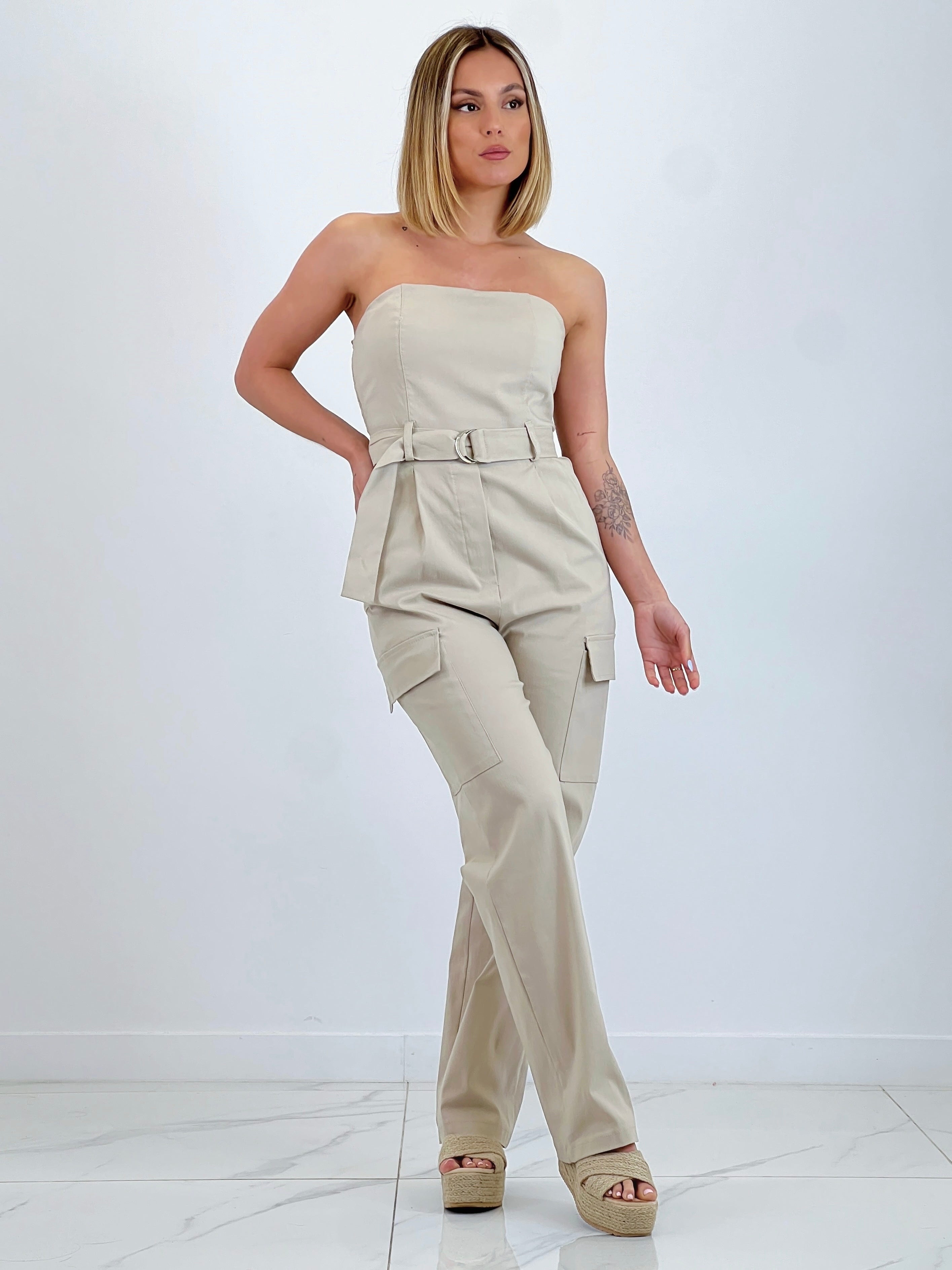 Mono cargo palabra de honor