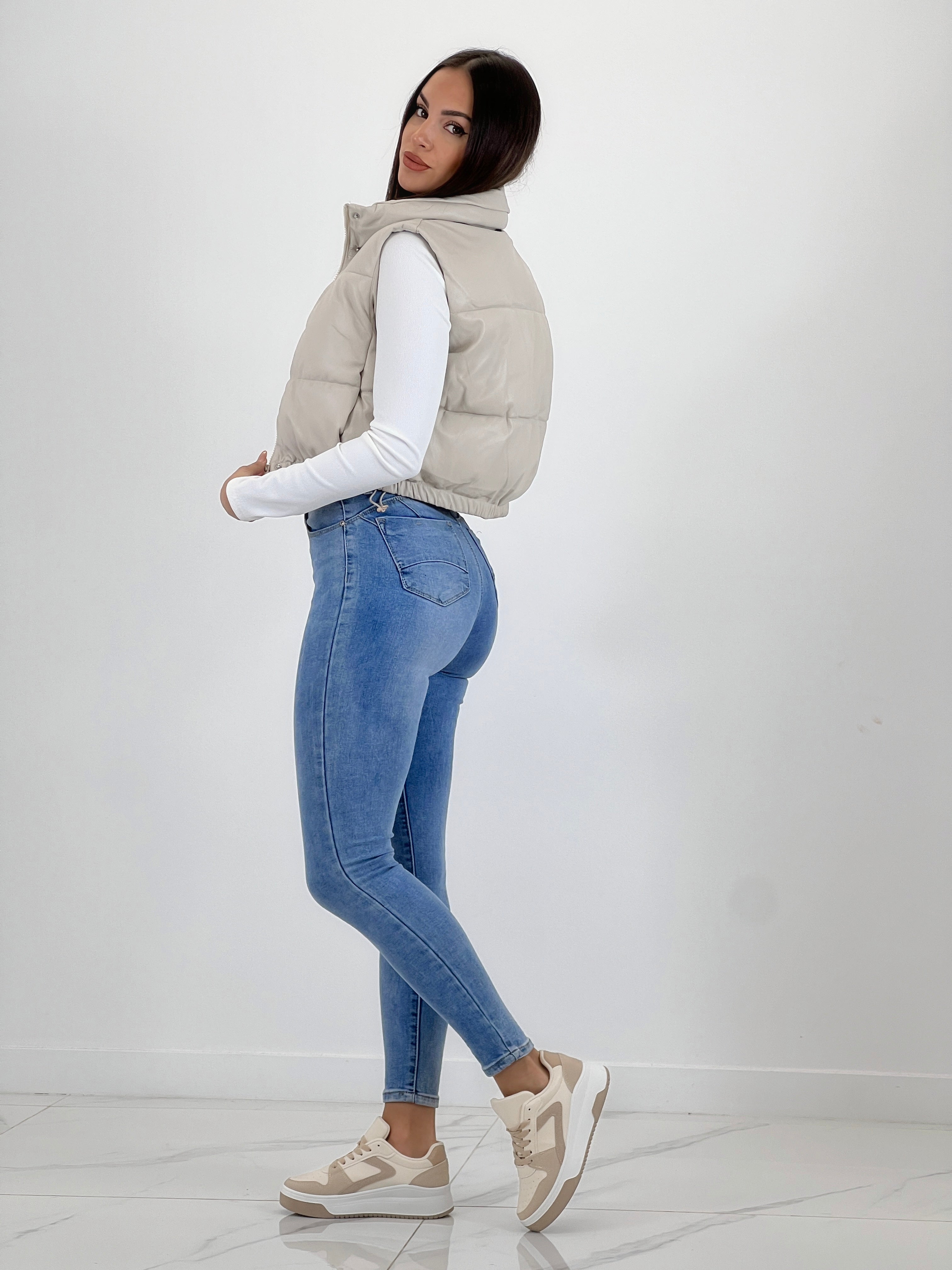 Chaleco acolchado efecto piel