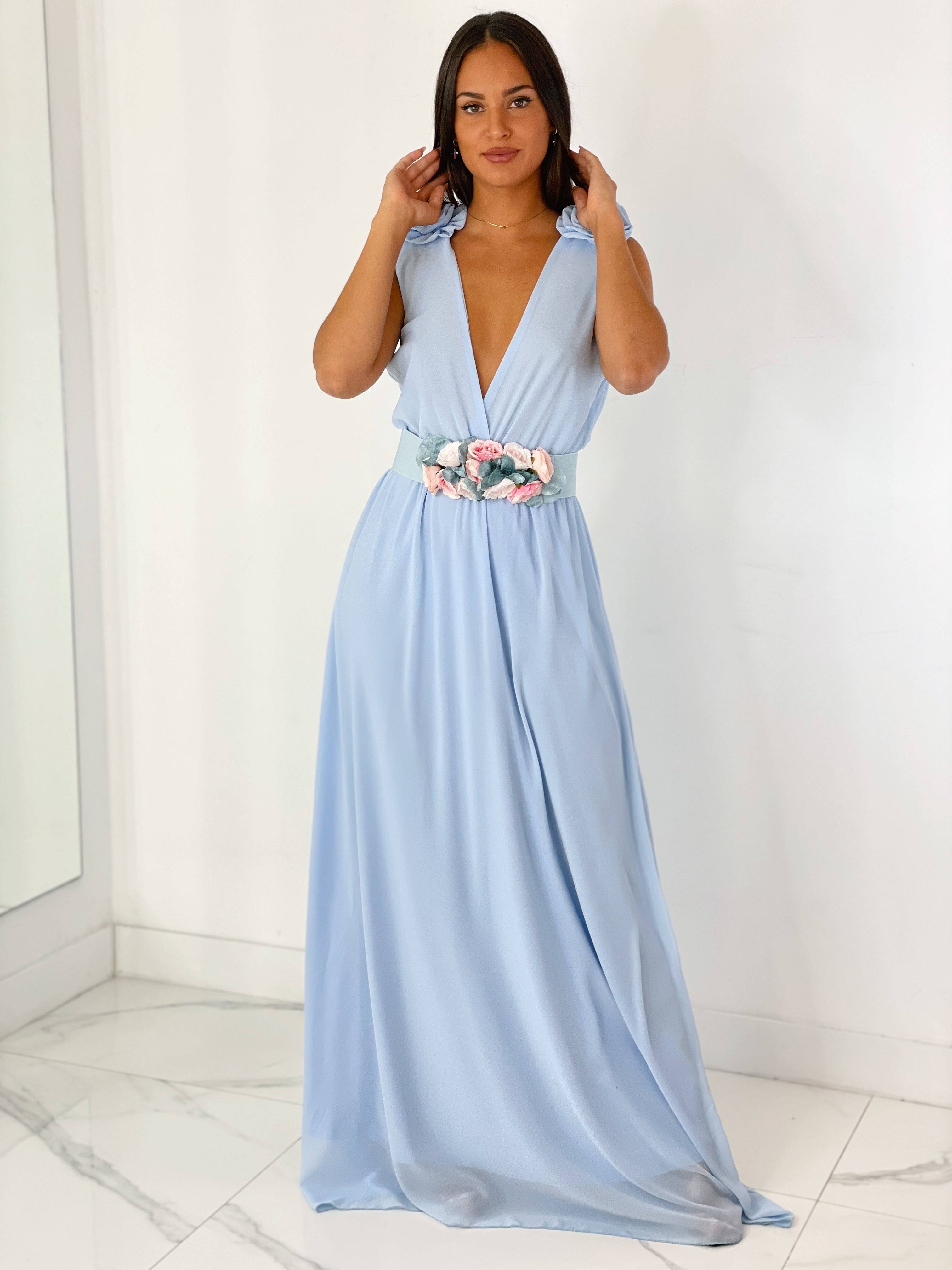 Vestido ceremonia con flores en los hombros color azul cielo | Zebra&Maduixa