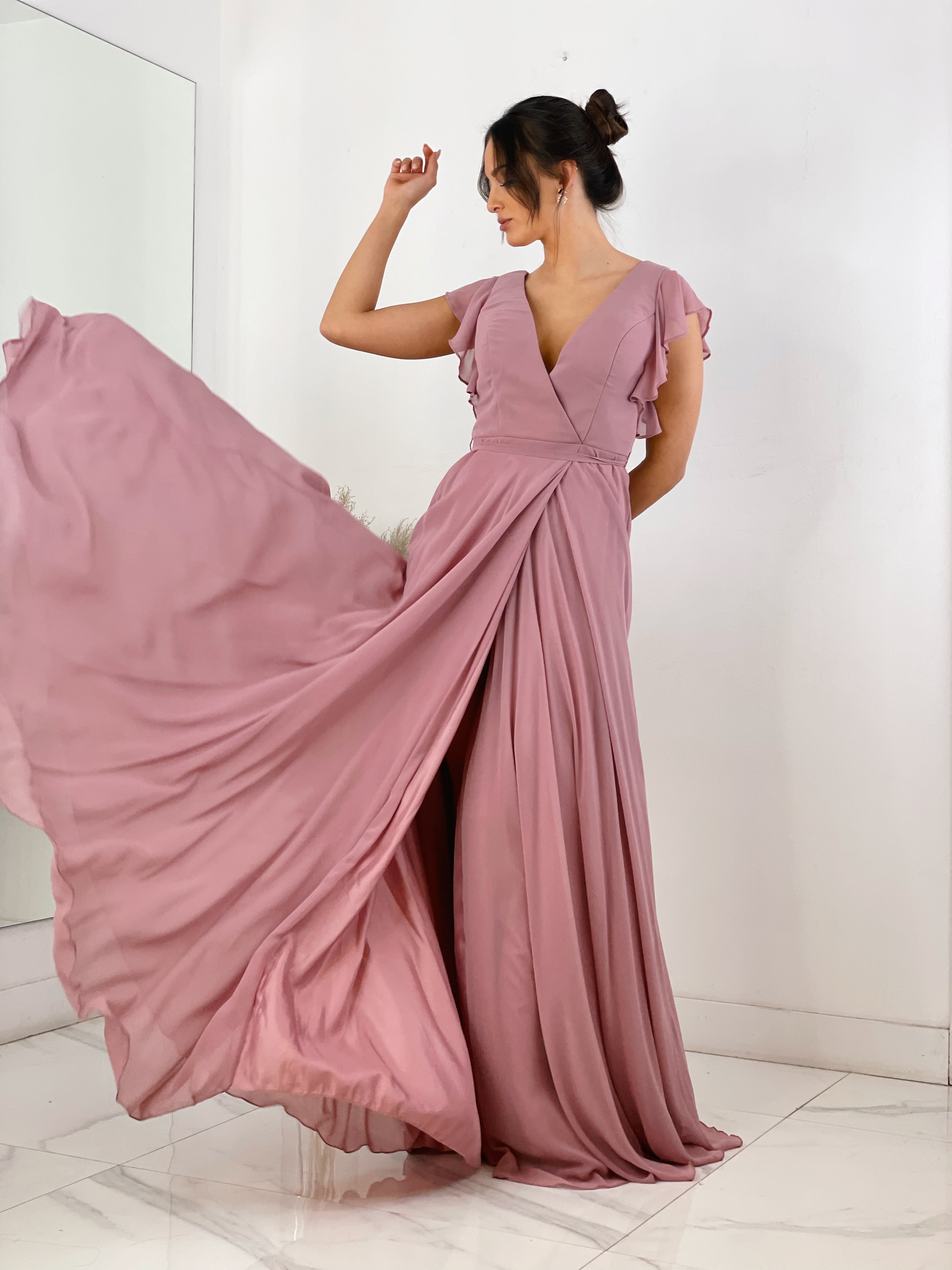 Vestido de ceremonia de manga corta acabada en volantes rosa | Zebra&Maduixa