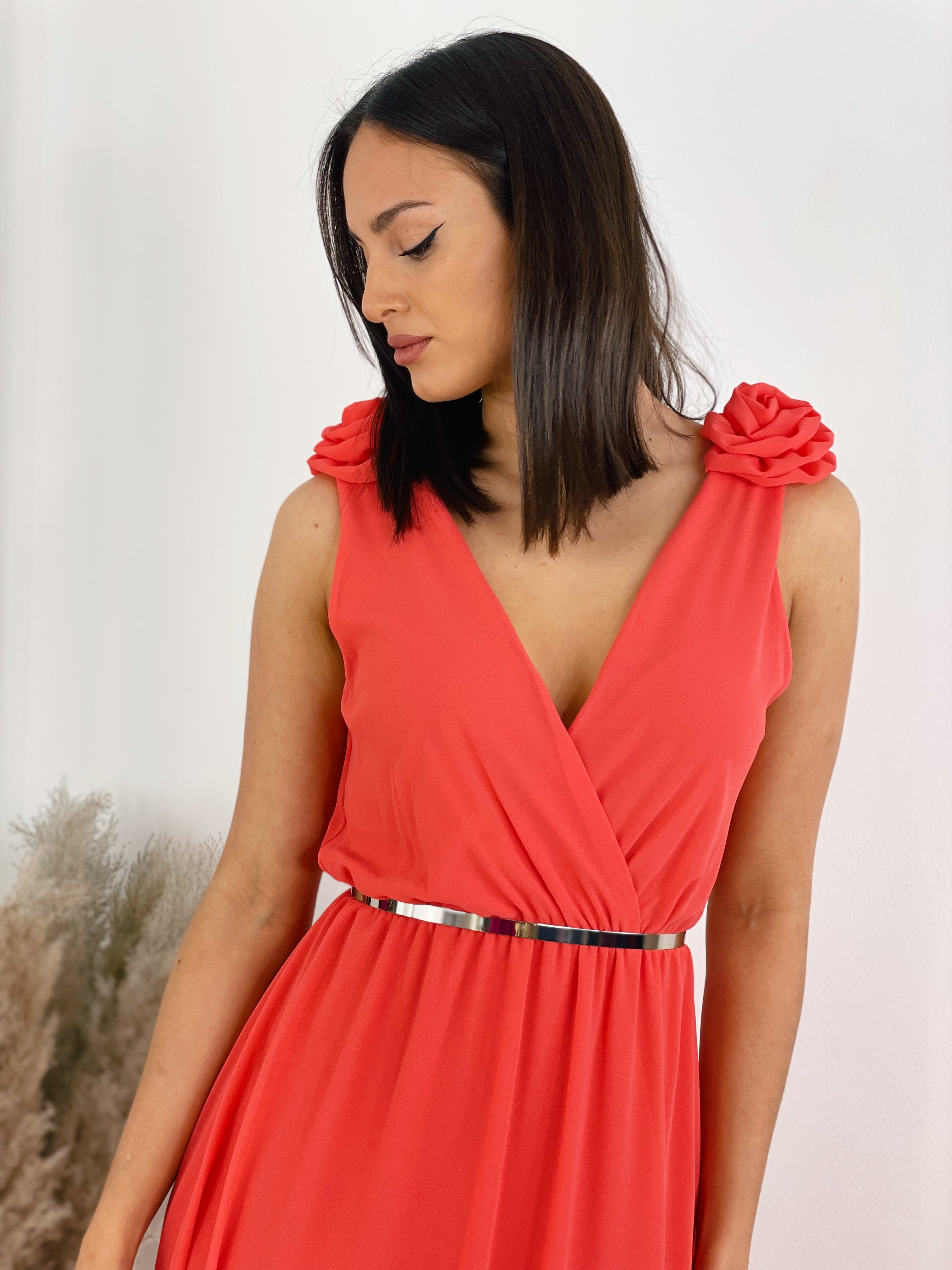 Vestido ceremonia con flores en los hombros color coral | Zebra&Maduixa