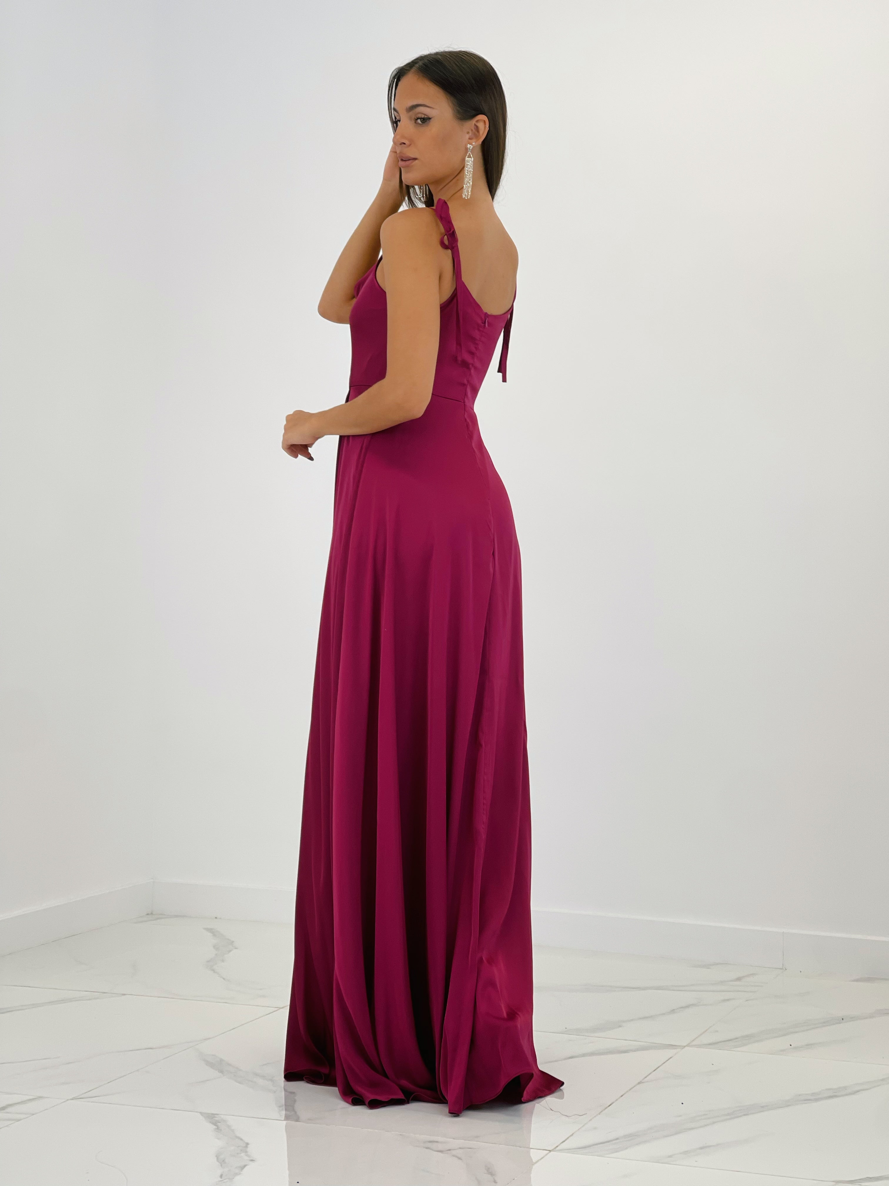 Vestido cascada ceremonia Loren