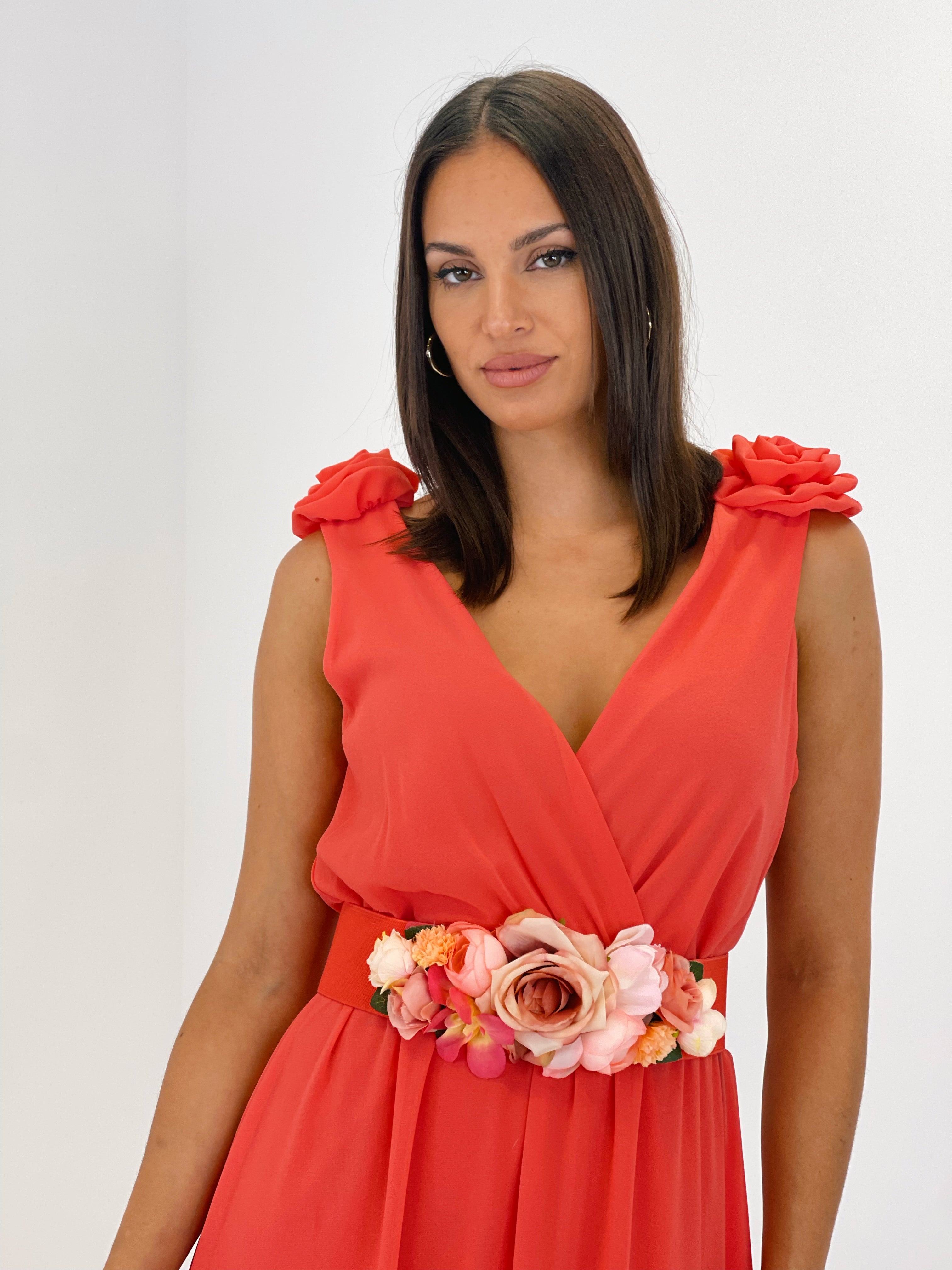 Vestido ceremonia con flores en los hombros color coral | Zebra&Maduixa