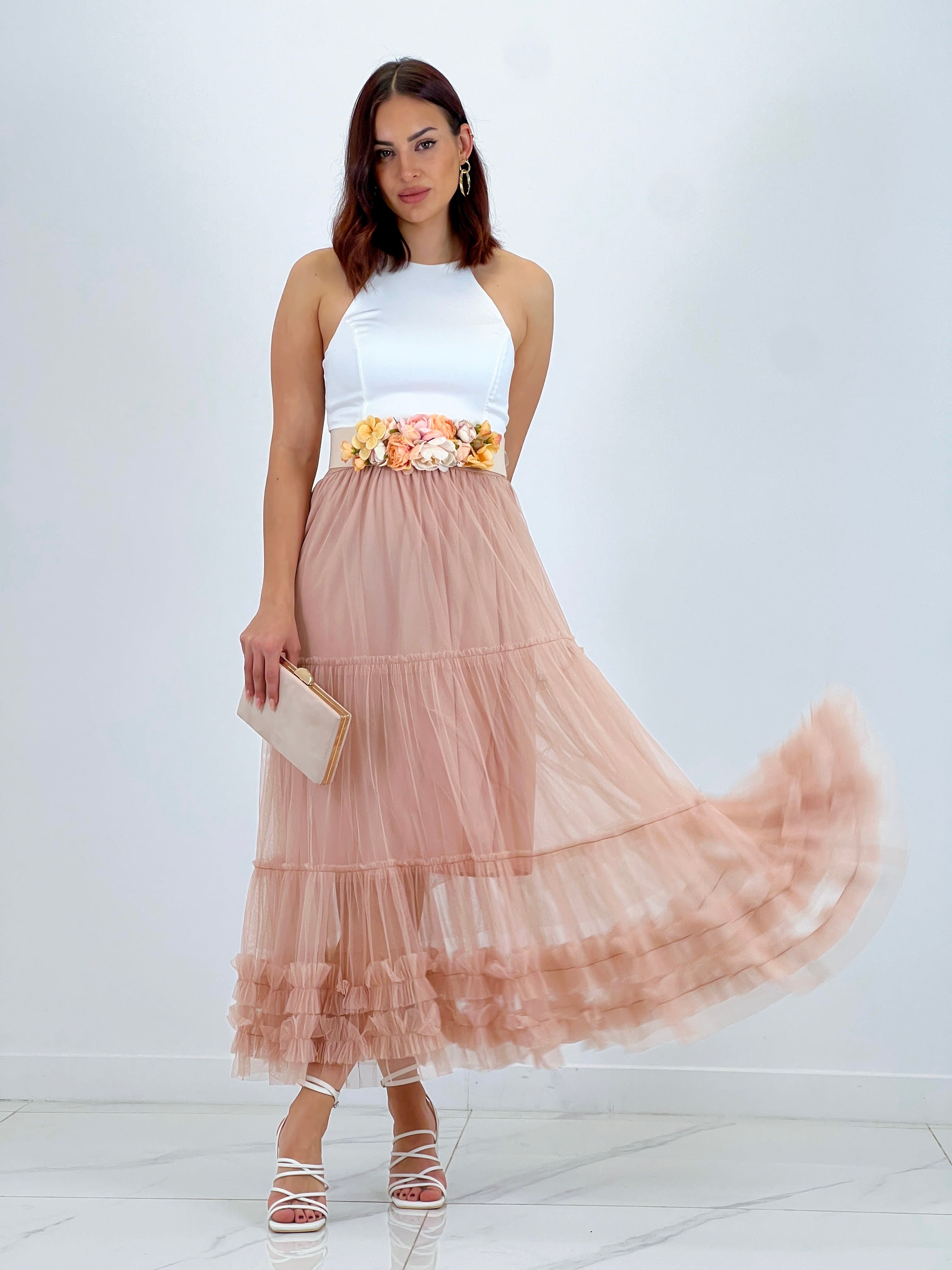 Faldilla de tul llarga acabat arrissat