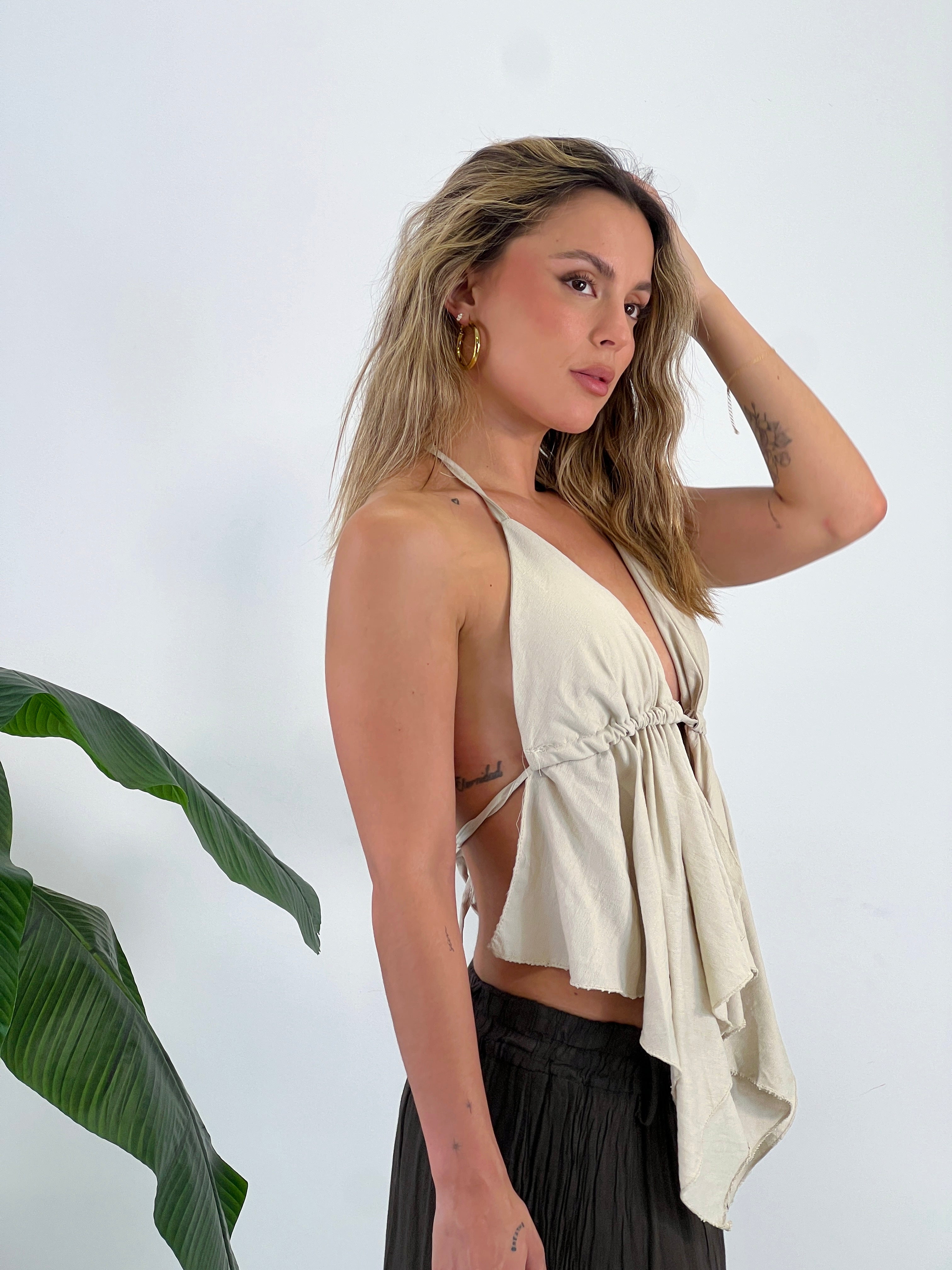 Top tirants halter amb volants