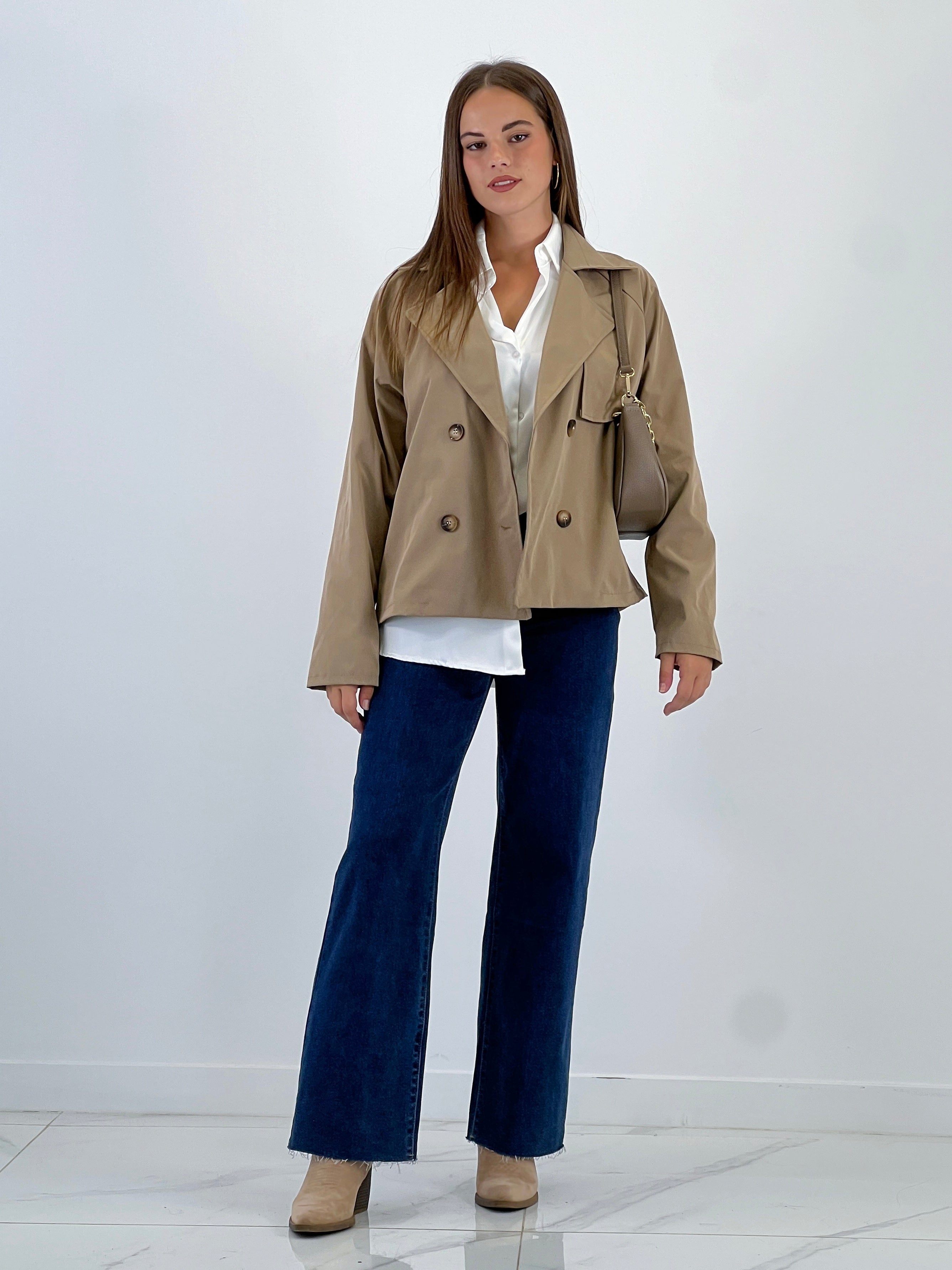 Short trench gabardine coat