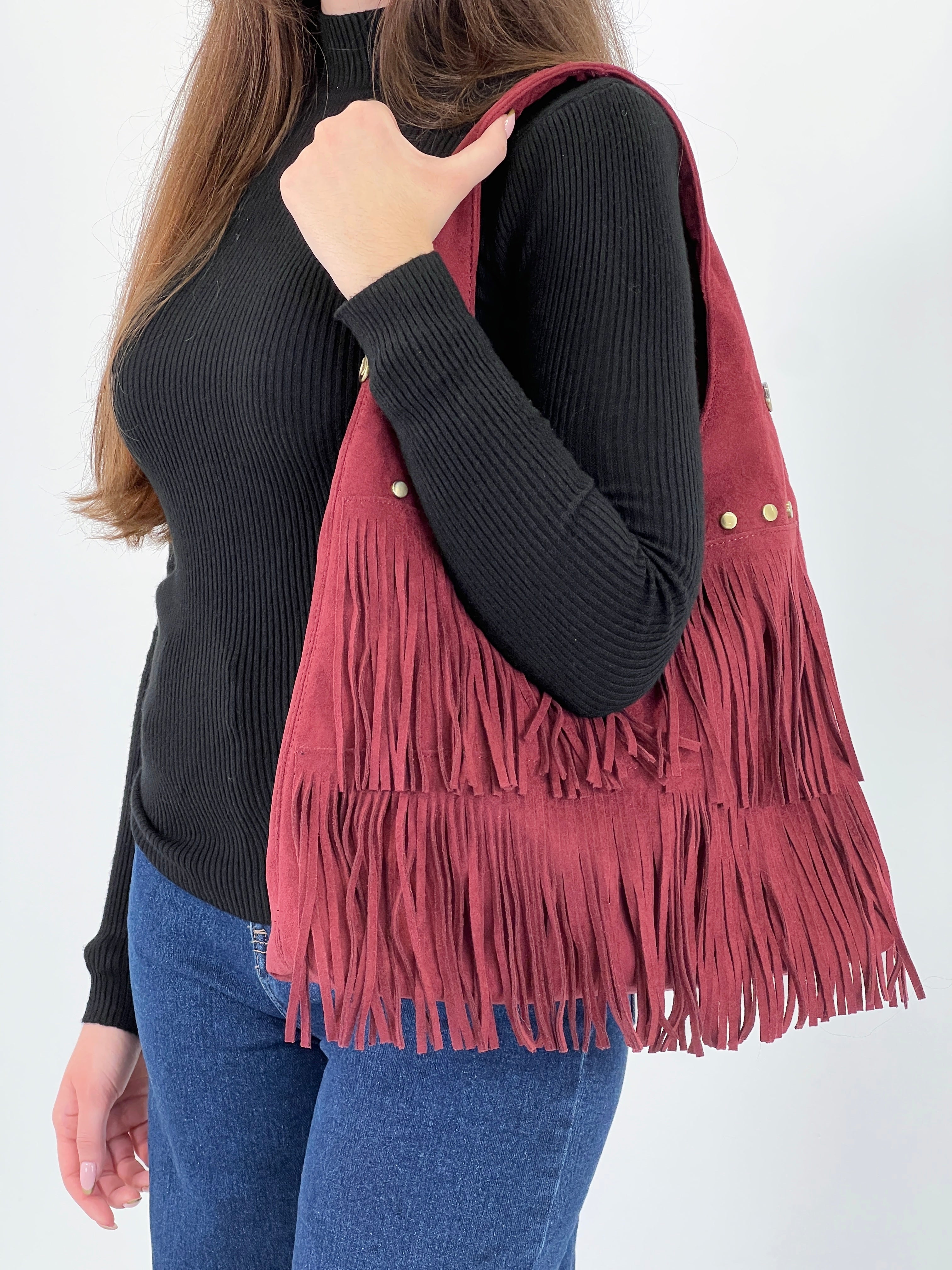 Bolso flecos tachuela